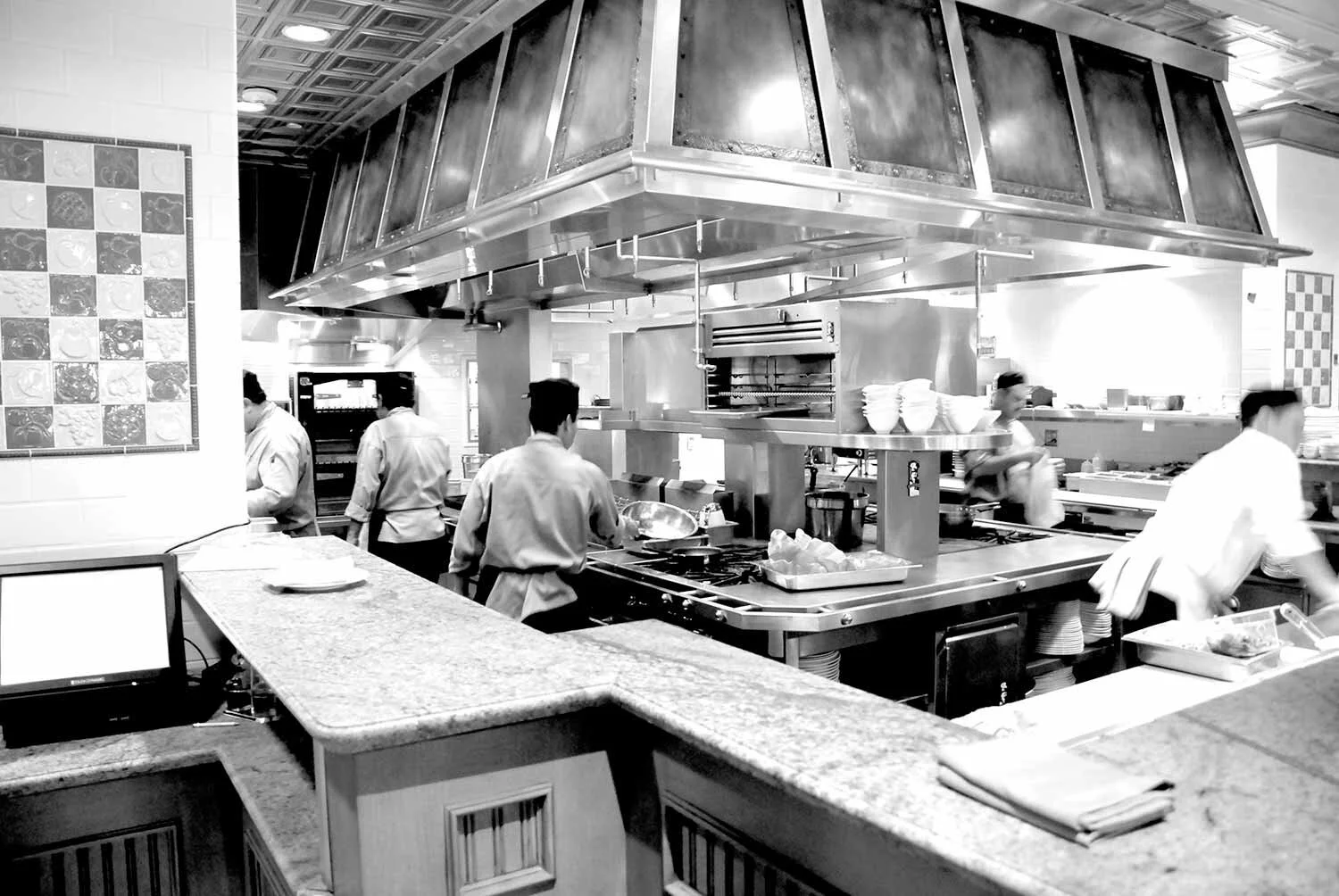 BC 01 - Interiors - Image 04 (15-20) B&W.jpg