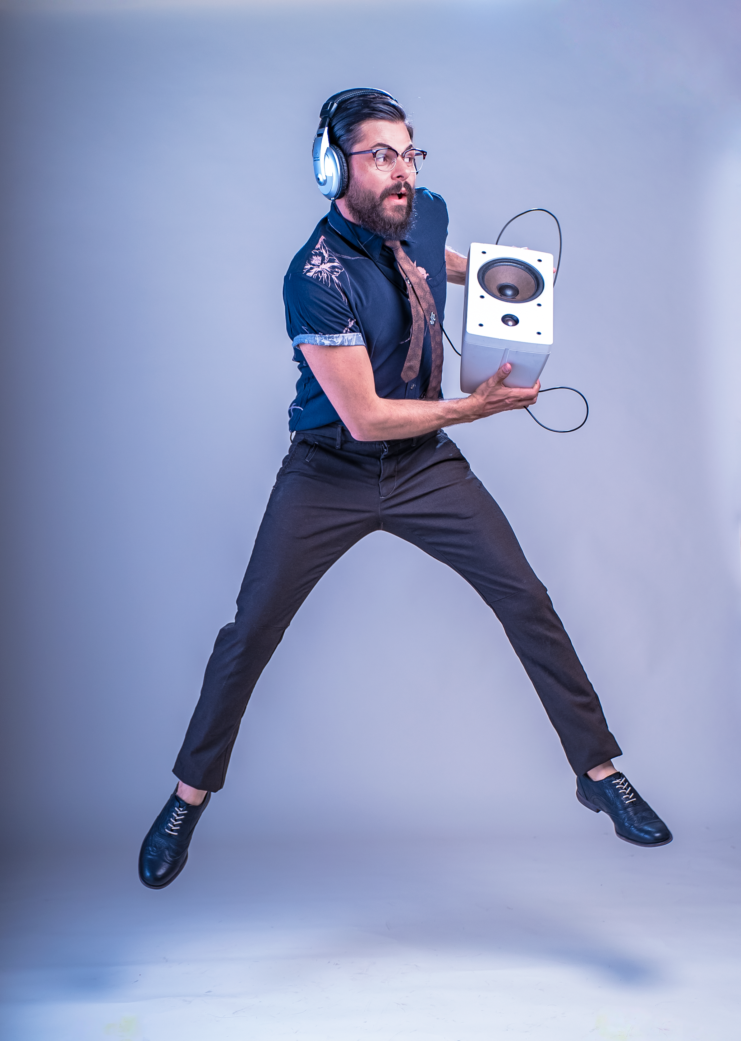 Zack Jumping with Speaker.png