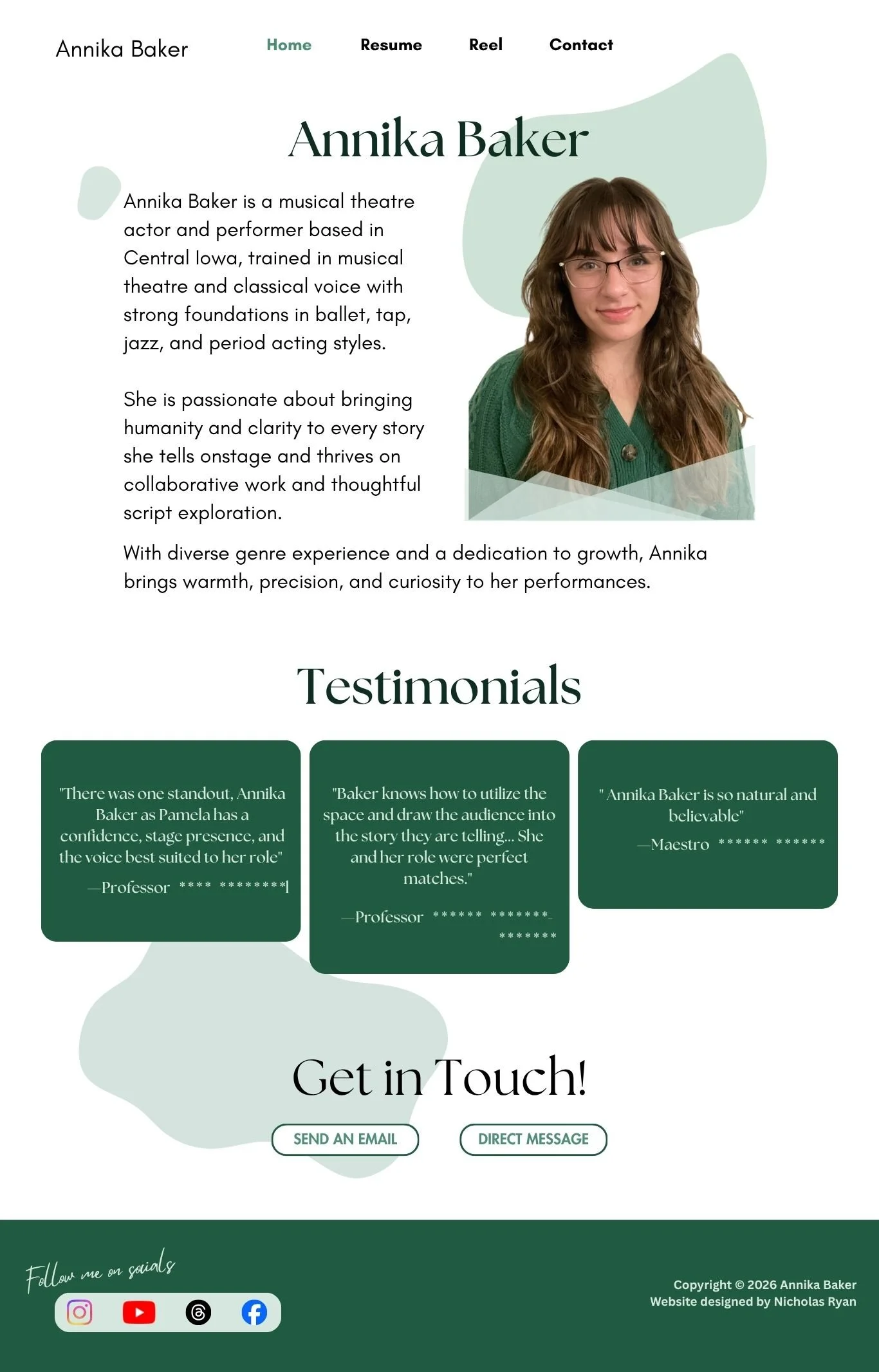 First homepage design concept for the Annika Baker website