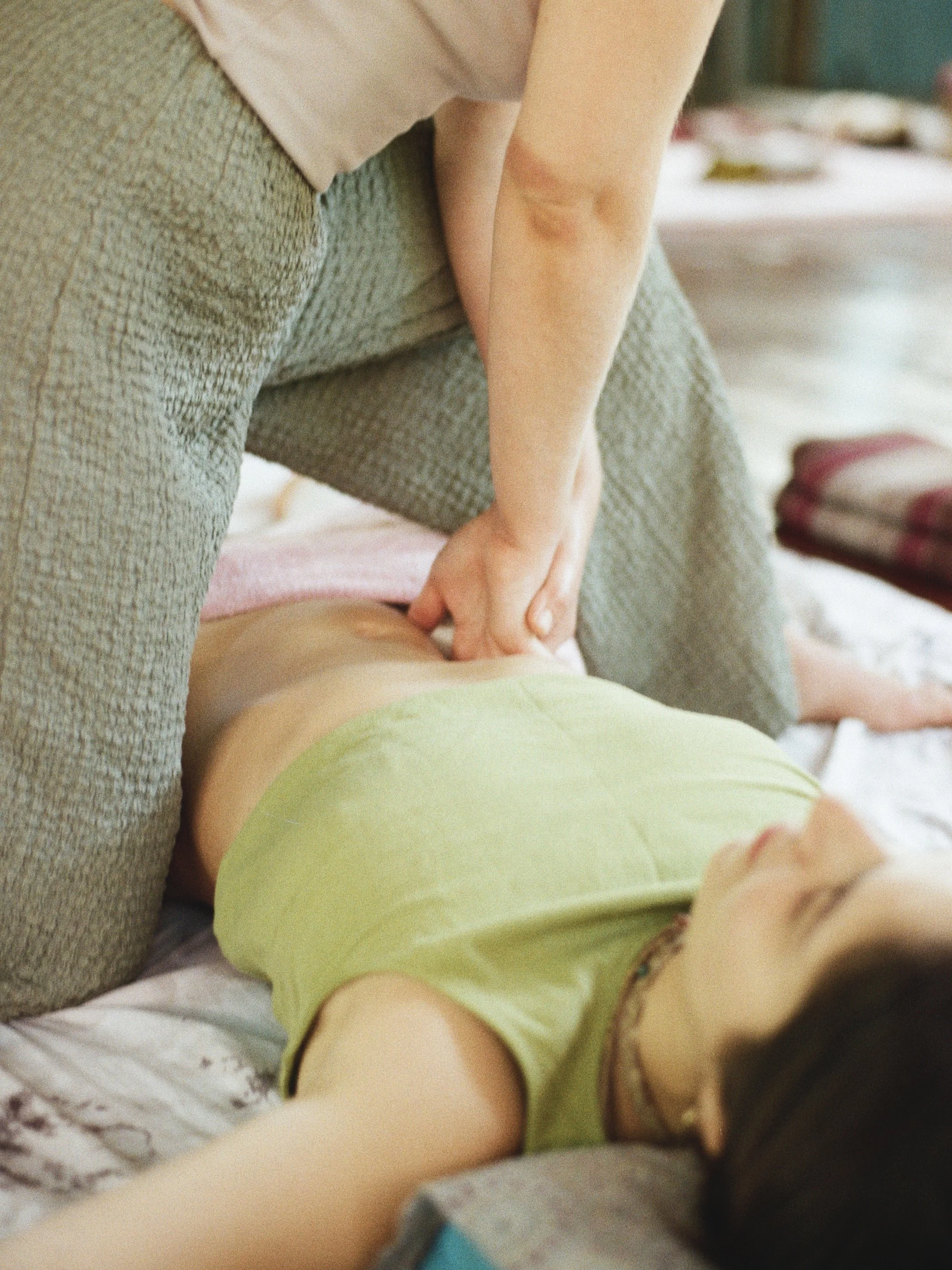 Abdominal massage aimed to support with digestive issues, detoxification, nervous system regulation and emotional release