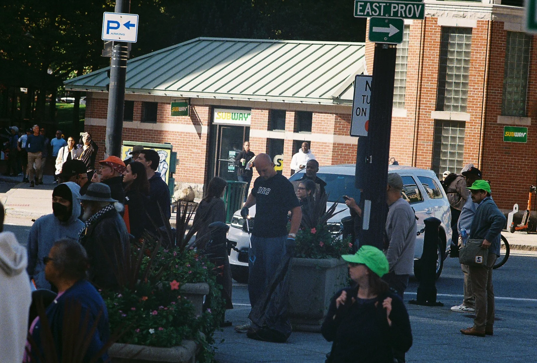bb25699_bb25699-R1-043-20.jpg