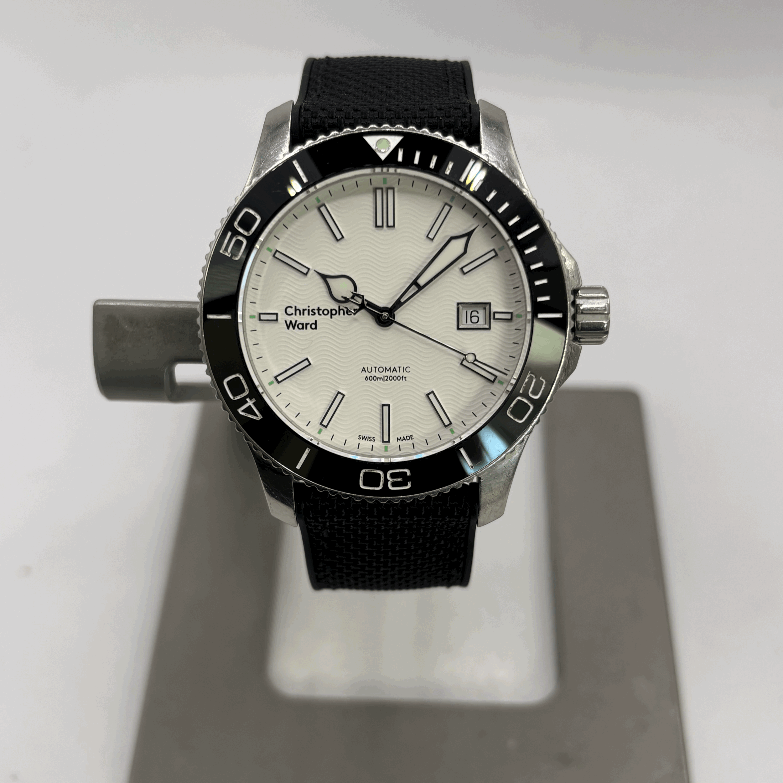 WH1638T C60 Trident Mk2 Pro 600 43mm Automatic (undated)