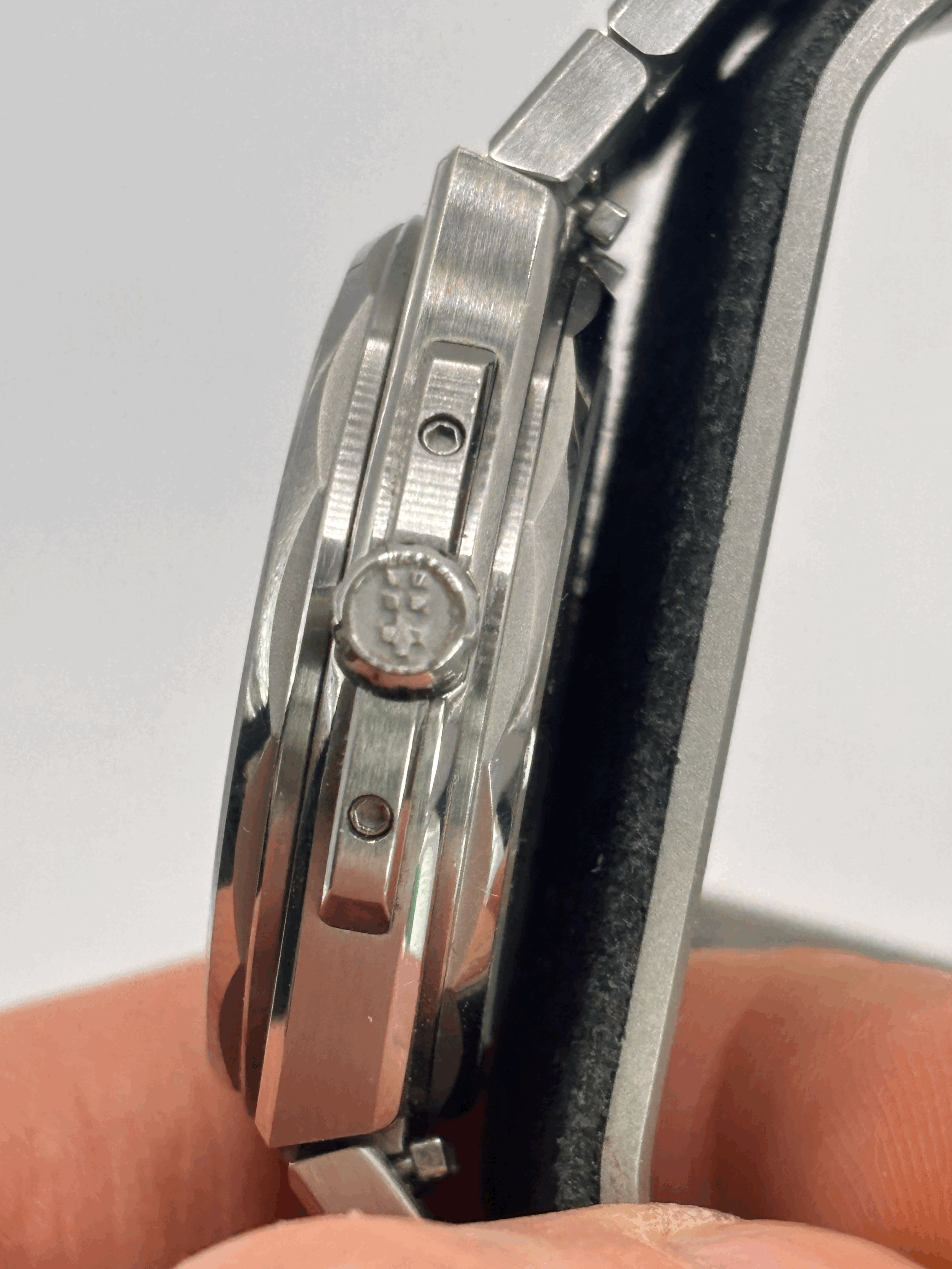 tempImageRHedz4.gif