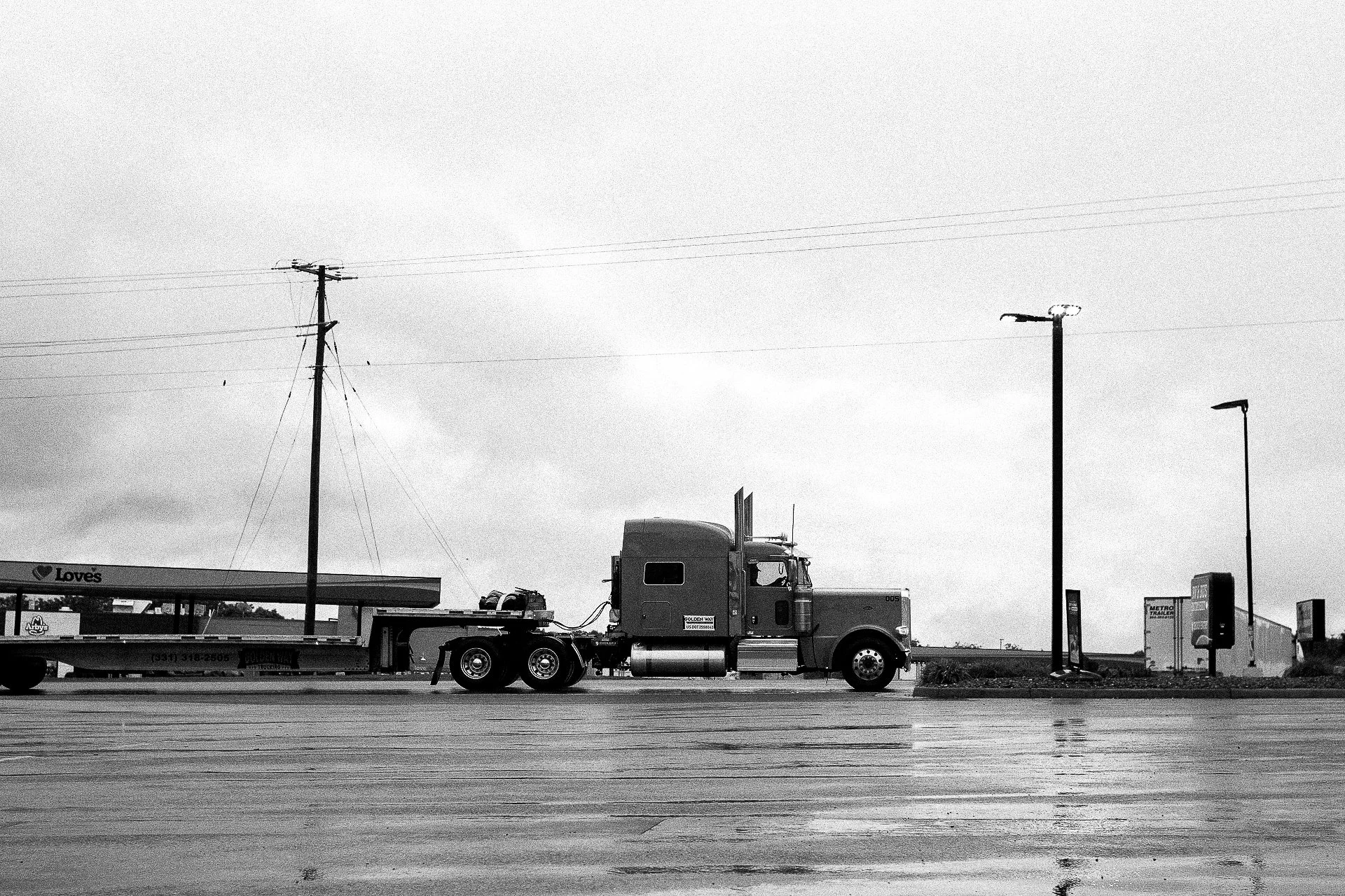 dekoumes image with a truck on a truck stassion outside of Baltimore