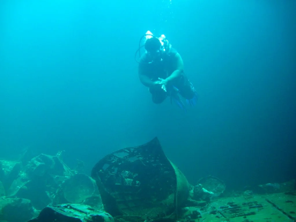 5 dive fujikawa maru-19.JPG