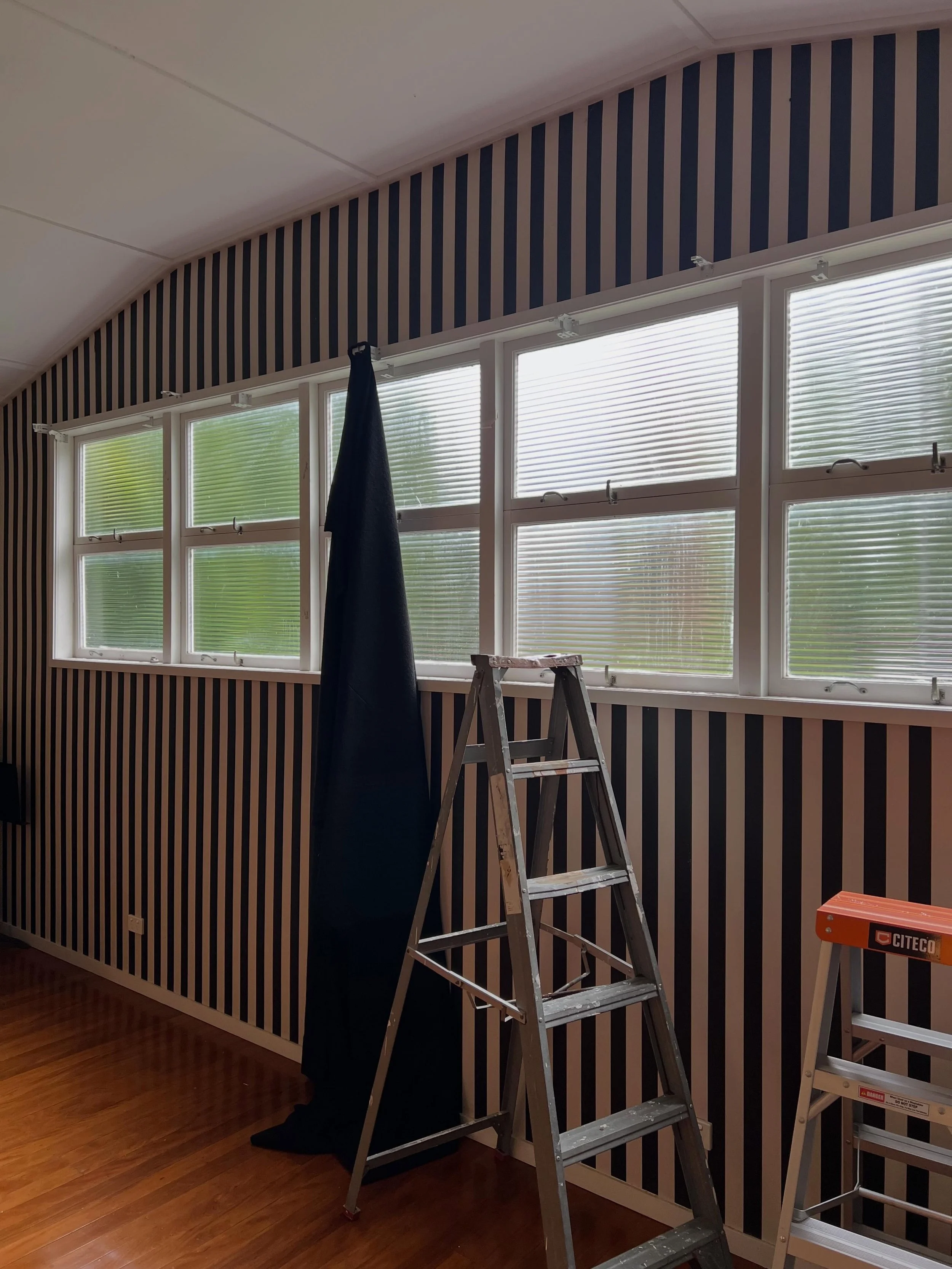 Today&rsquo;s work included hanging a massive double track curtain rod and installing some pivacy handles and an indicator bolt. 
A bit of variation is always good.

#handymanbrisbane #brisbanehandyman