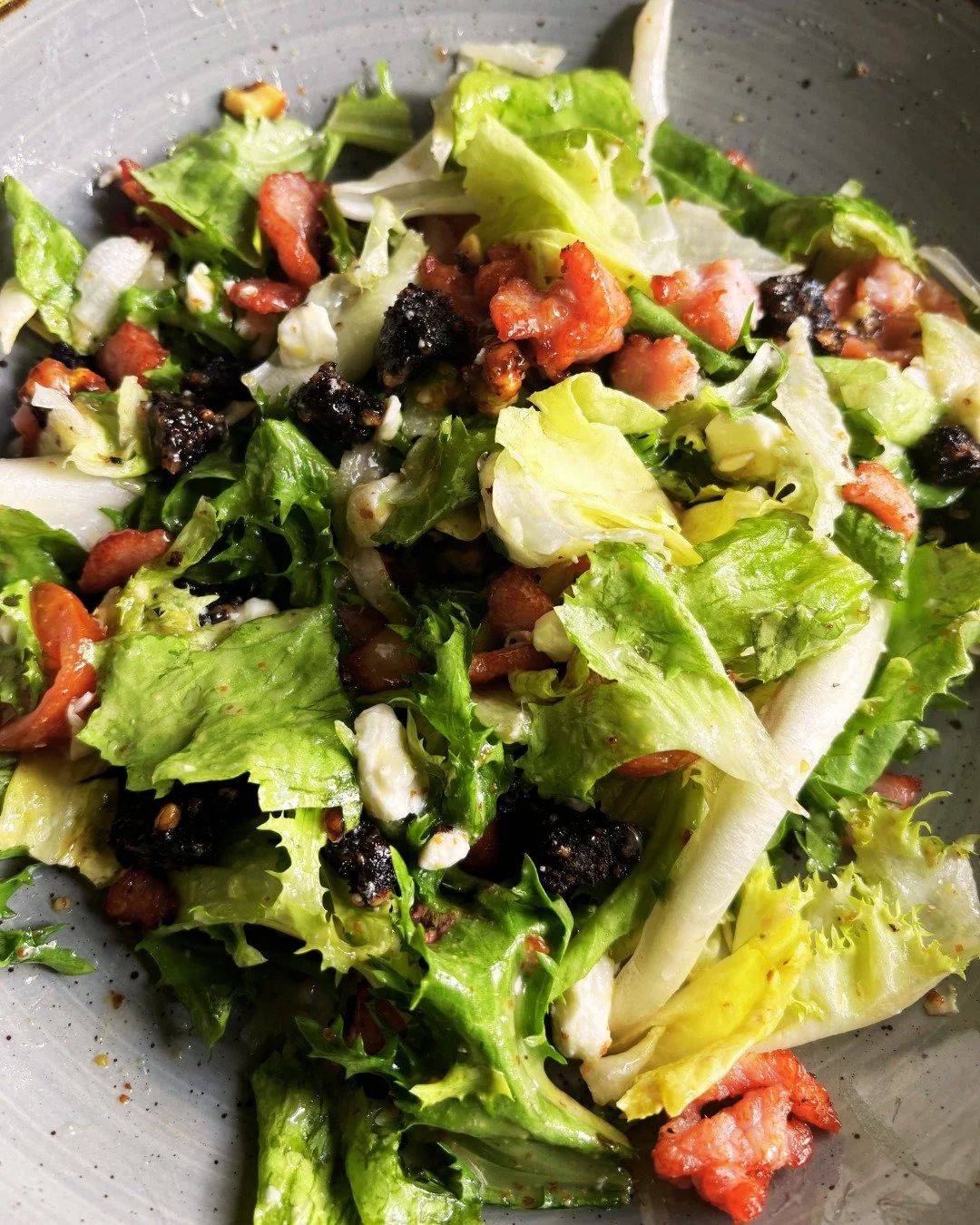 A proper start to lunch 🥗✨ black pudding &amp; bacon salad, served daily from 12:30pm