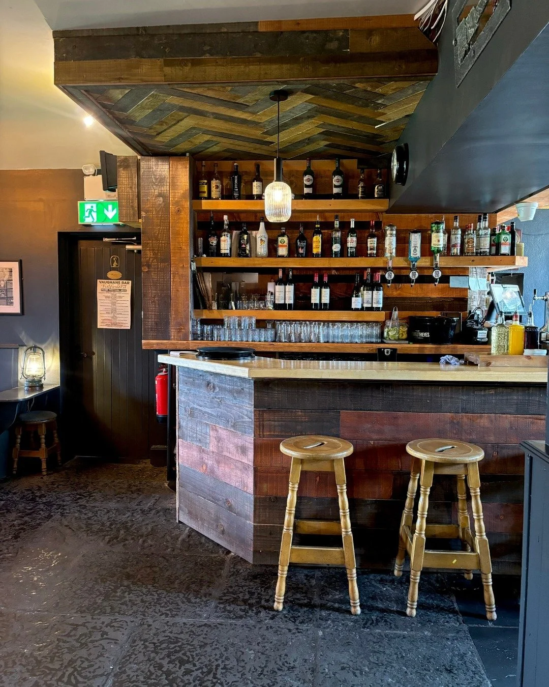 Sometimes the bar is the best seat in the house 🍻🔥

Pull up a stool and stay awhile!