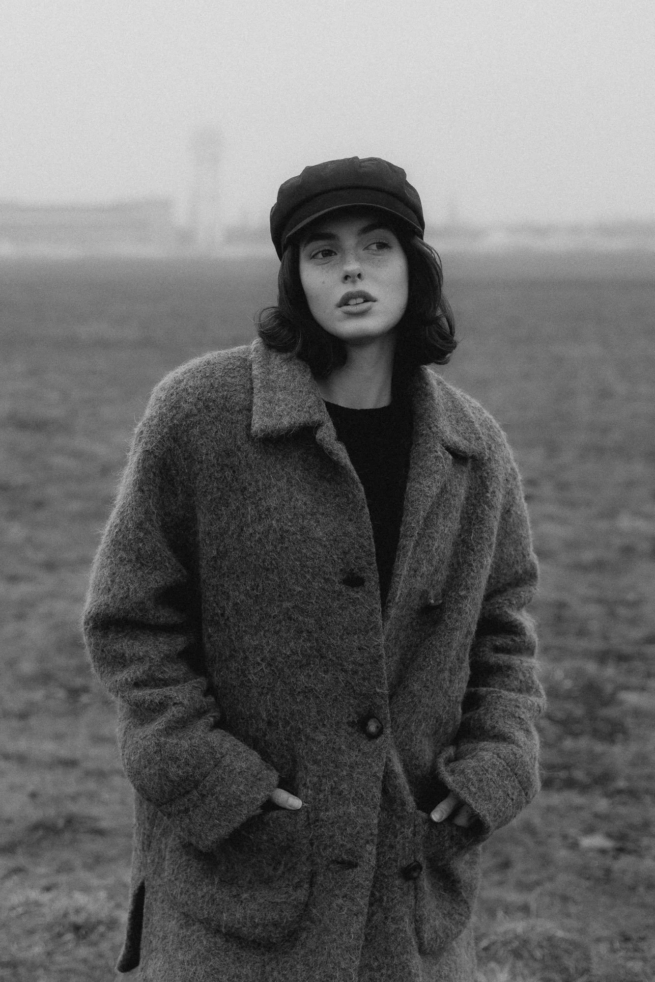 johannamarlene-portraitphotography-blackandwhite-2.jpg