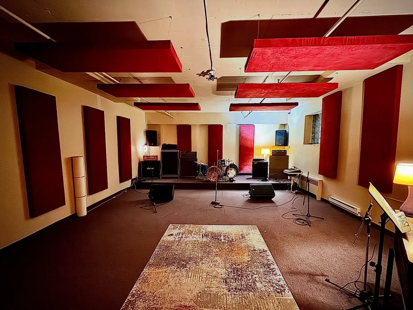 Local # 301 🔴 Le plus grand pour les plus grands

#mtlmusic #mtllife #mtlblog #music