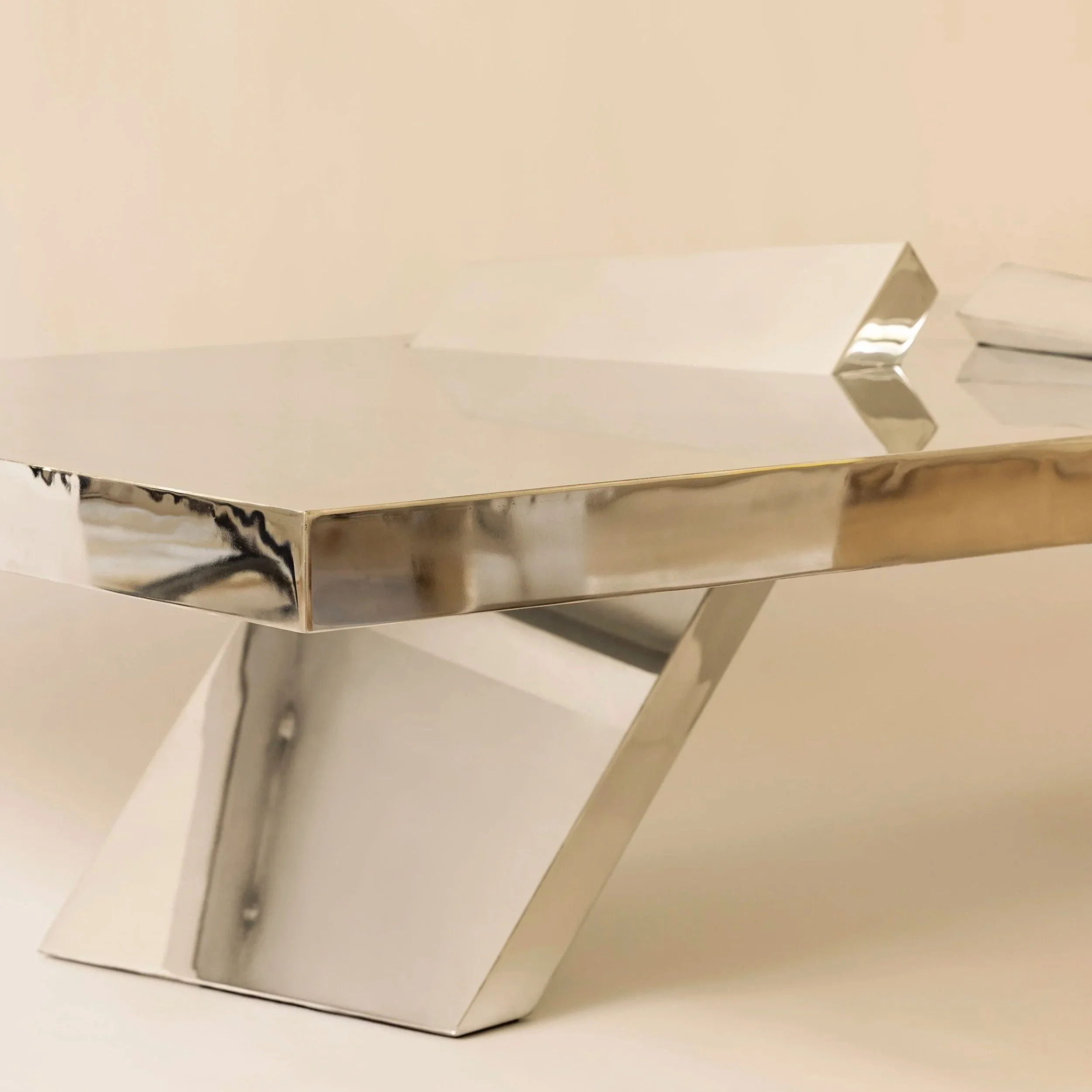 Tectonite low table