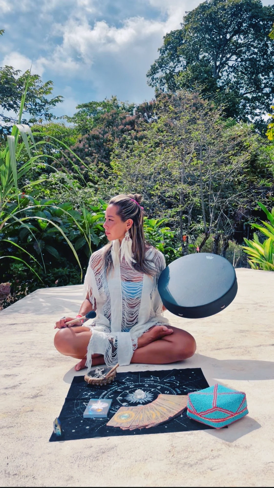 Mich drum Nosara.JPEG