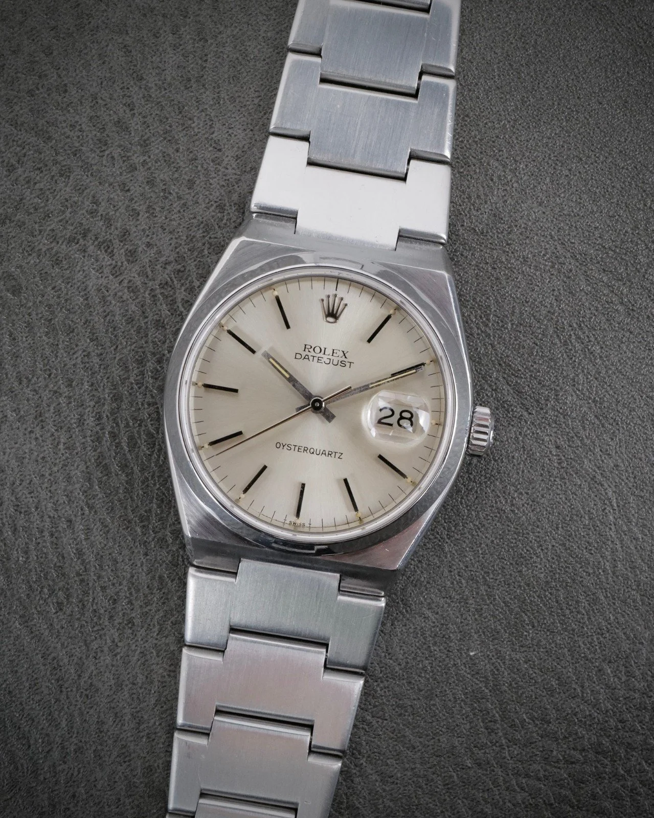 rolex-datejust-oysterquartz-17000.jpg