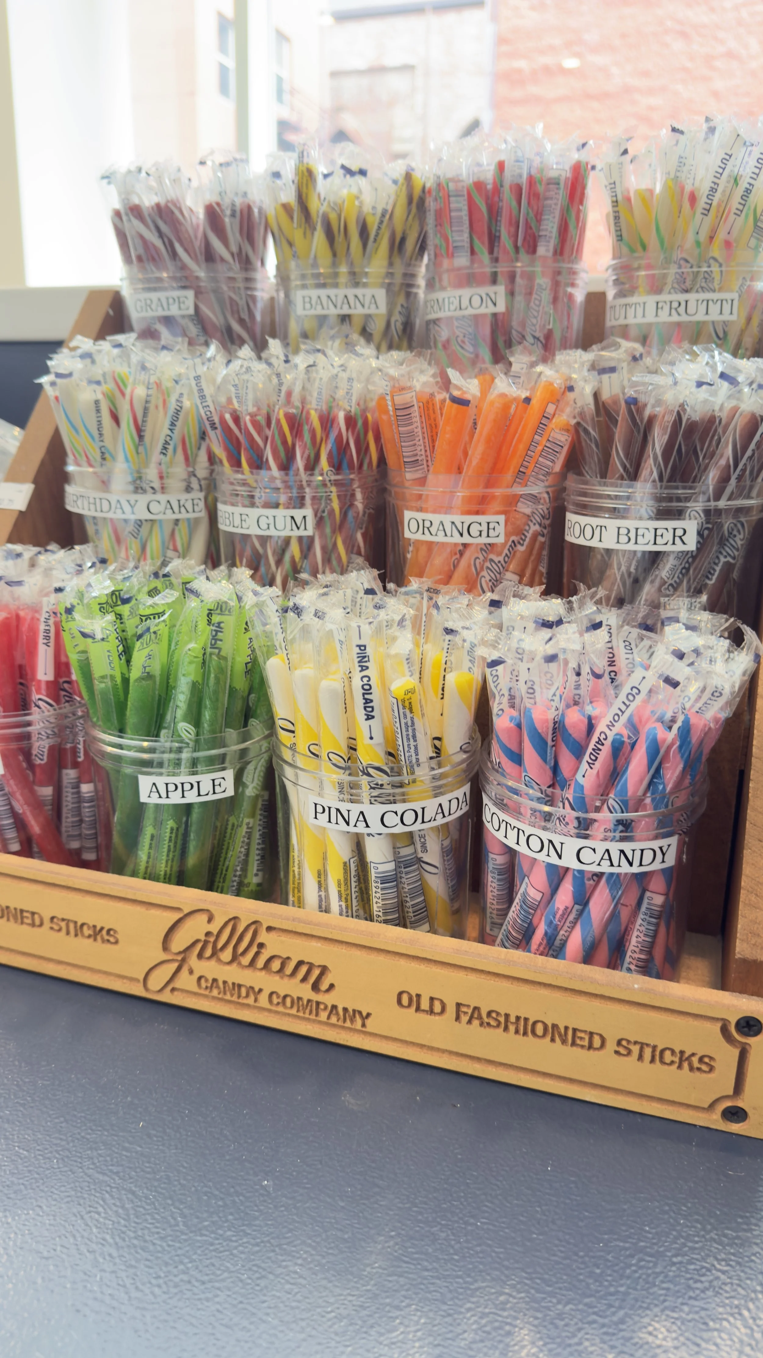 Vintage candies, Oink & Oscar