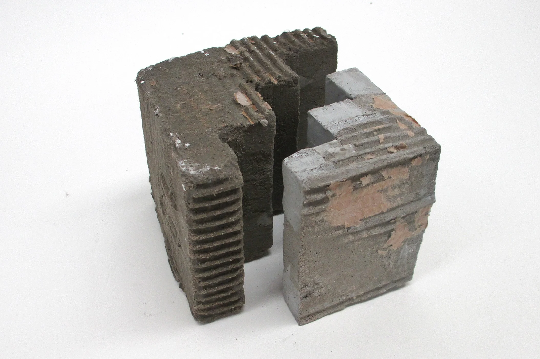 INTRODUCTION TO SCULPTURE
Student work