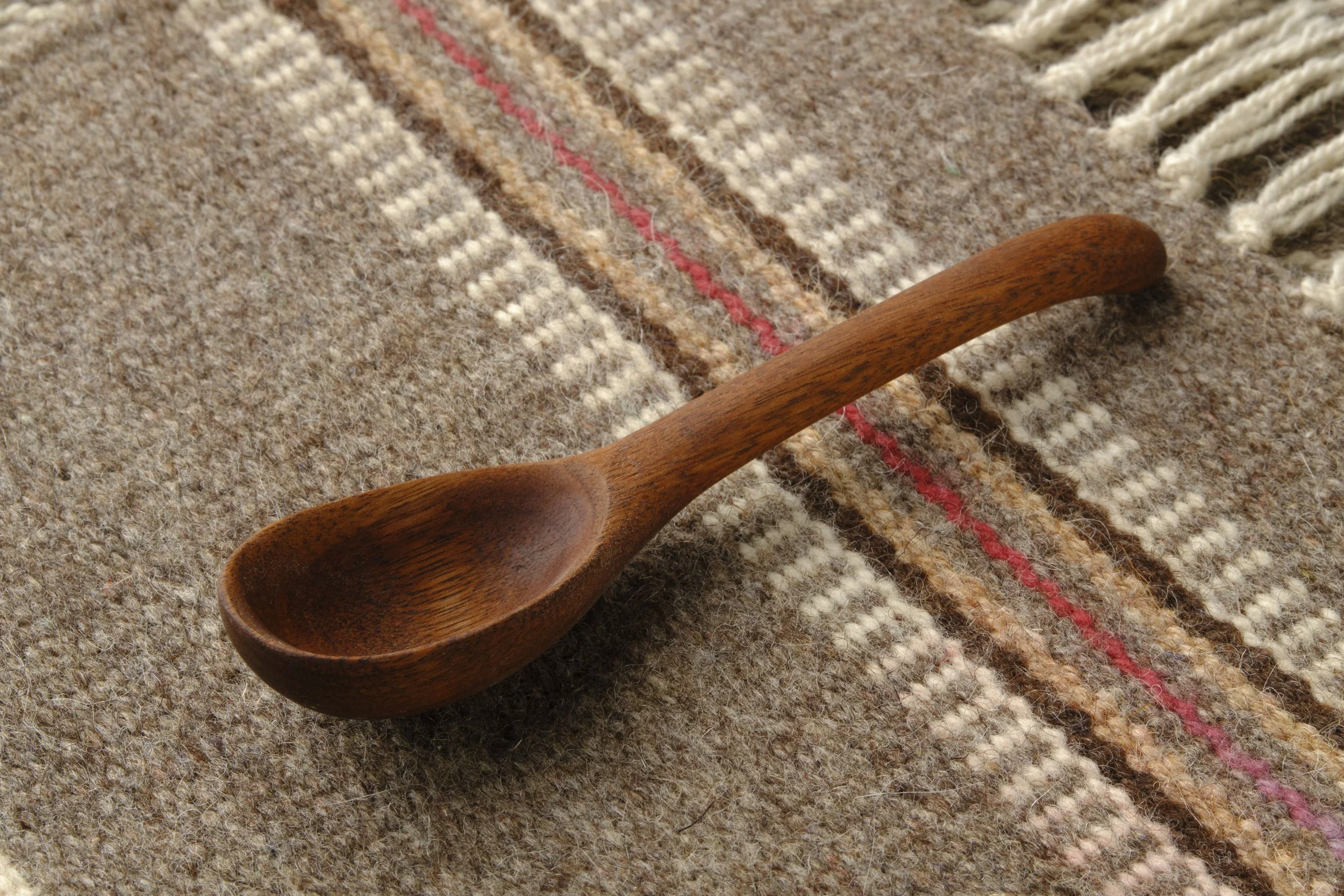 Hand-carved wooden spoon - Walnut