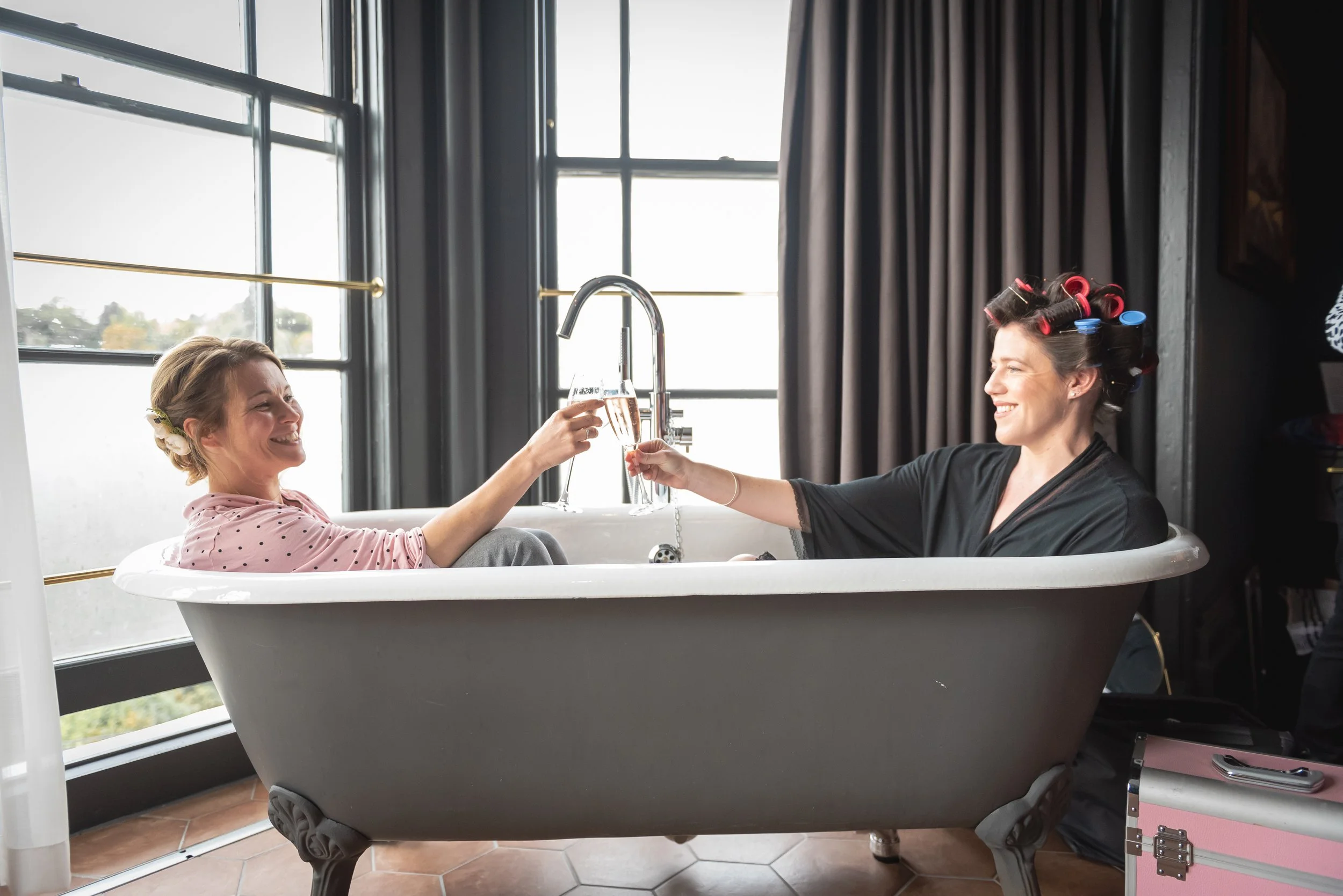 The Best Lenses for Wedding Photography – A Bristol Wedding Photographer’s Guide to Shooting with Primes