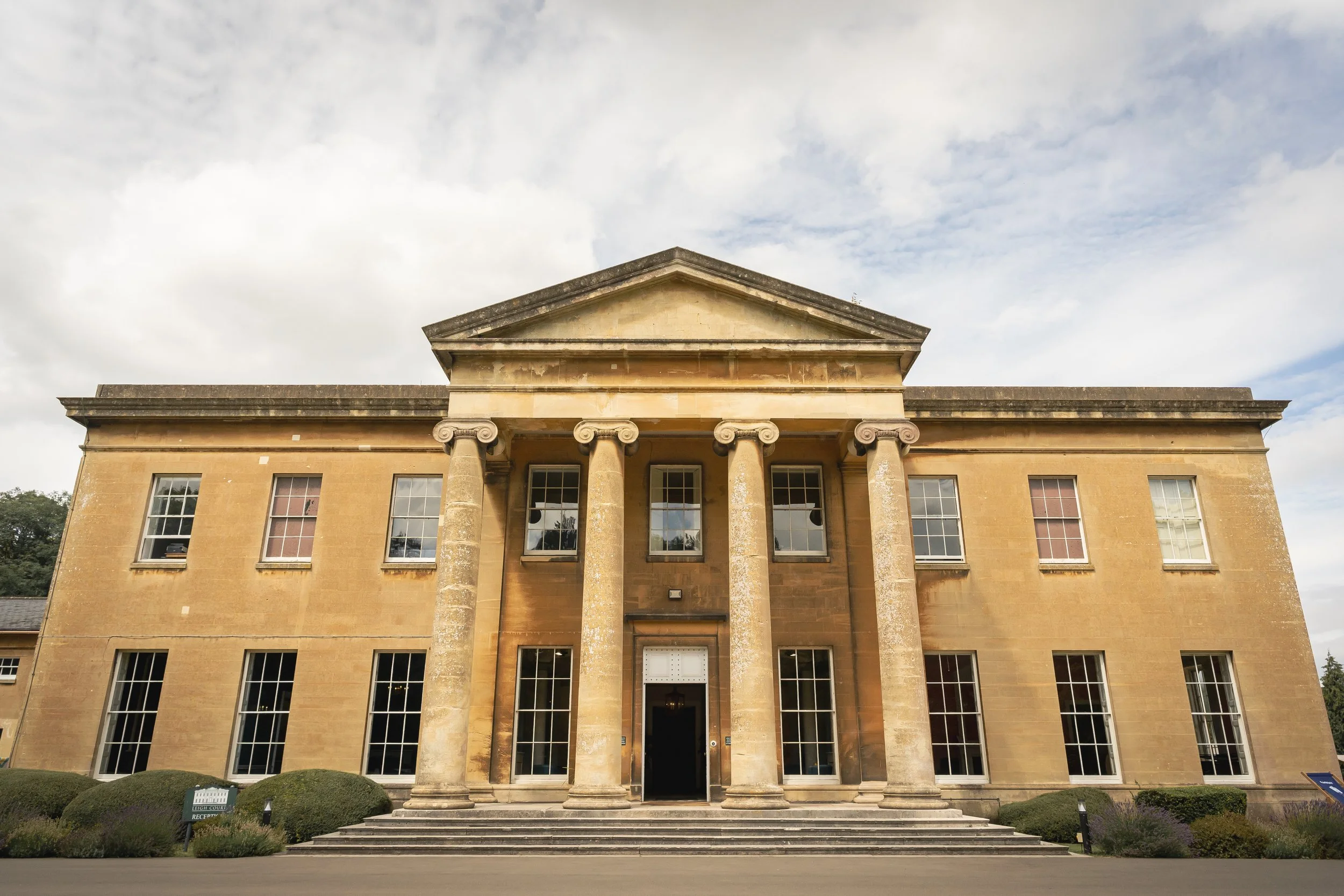 Picture Perfect: The Best Wedding Venues for Stunning Photos in South West England