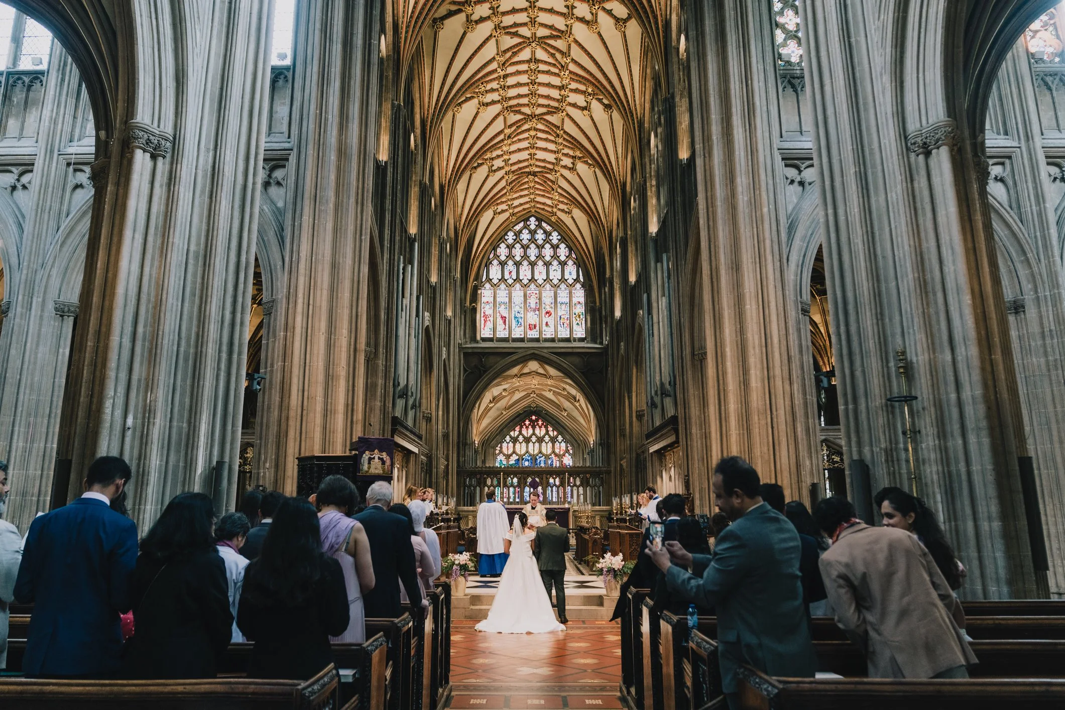 How to Choose the Right Bristol Wedding Photographer