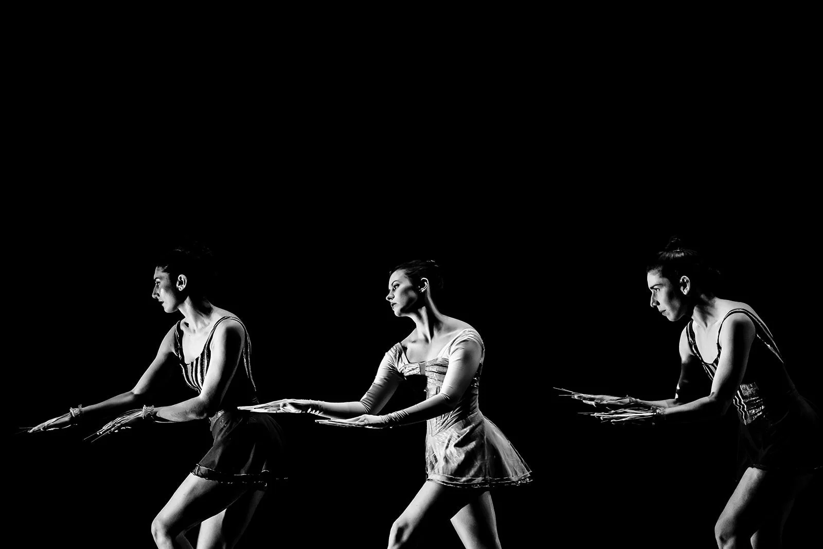 The Devil's Intervals (2023) – ZIMMERDANS / Live Art Dance © Kevin MacCormack