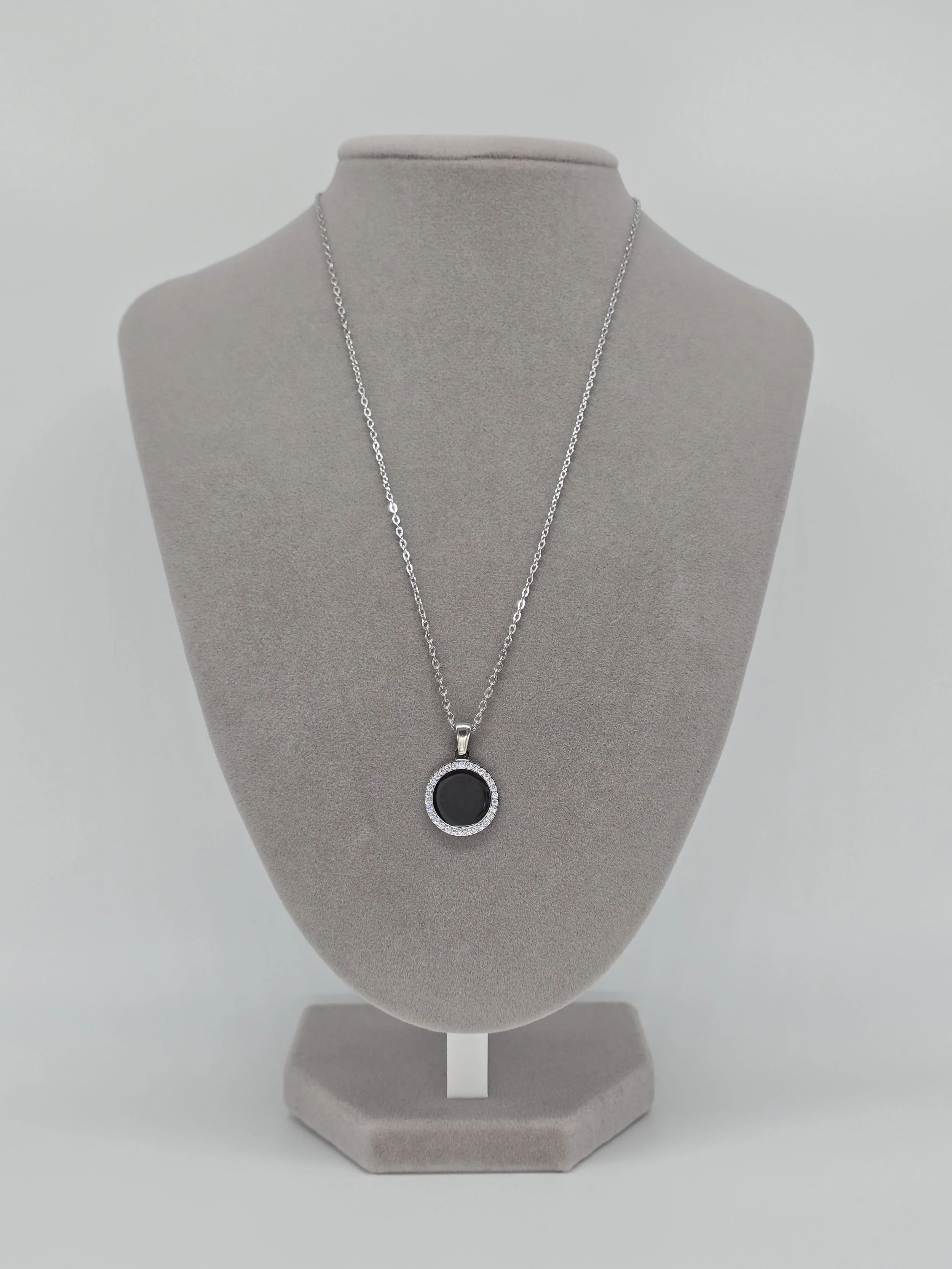 18K GOLD PVD_STAINLESS STEEL ROUND CZ PENDANT_4.jpg