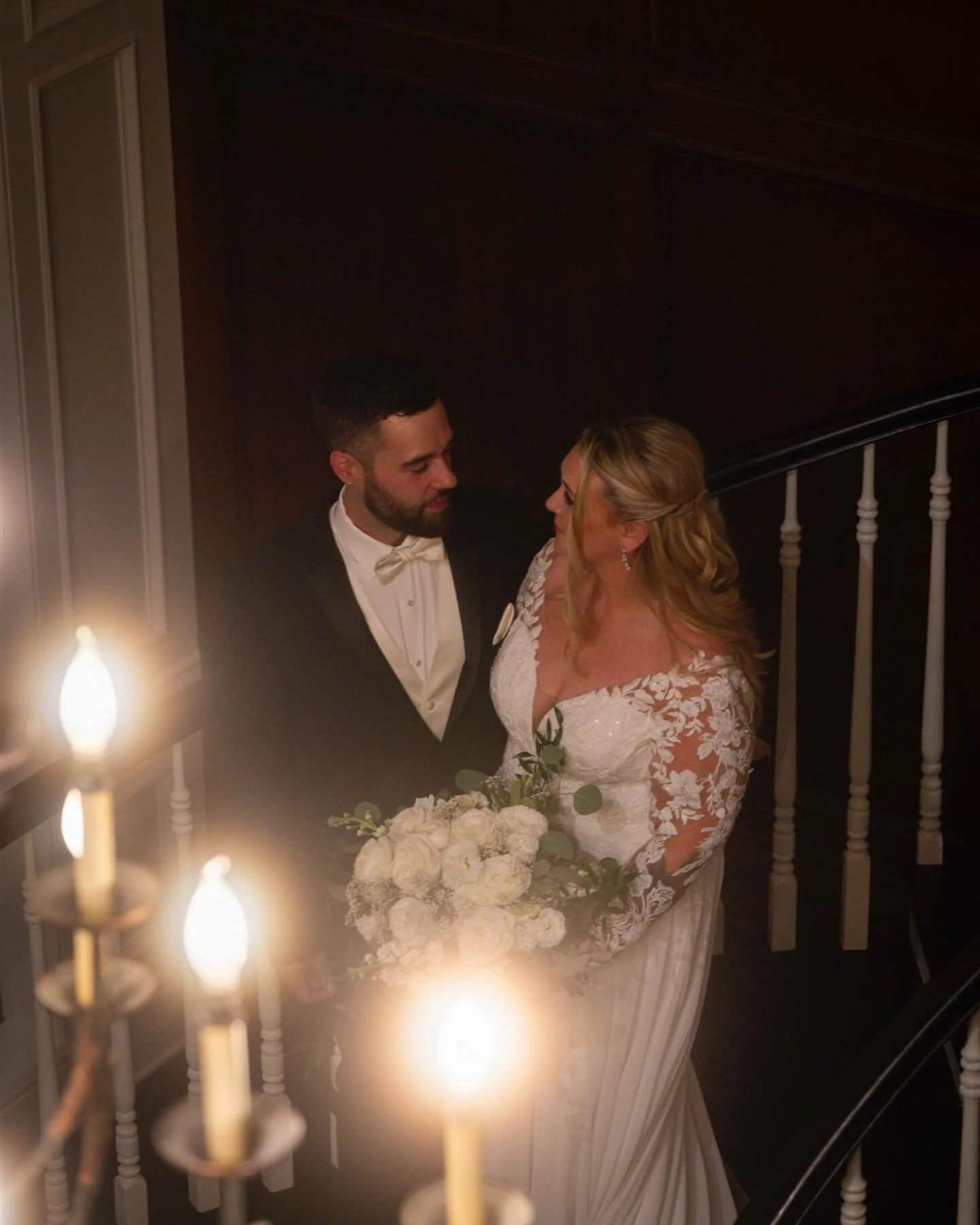 Emily &amp; Frank, you two made this day feel like a dream.
Sharing some highlights from your full gallery at Bull Valley Golf Club. What an honor to capture every moment.✨

Coordinator @applecreekweddings 
Venue @bullvalleygc 
Photography @lumenstud