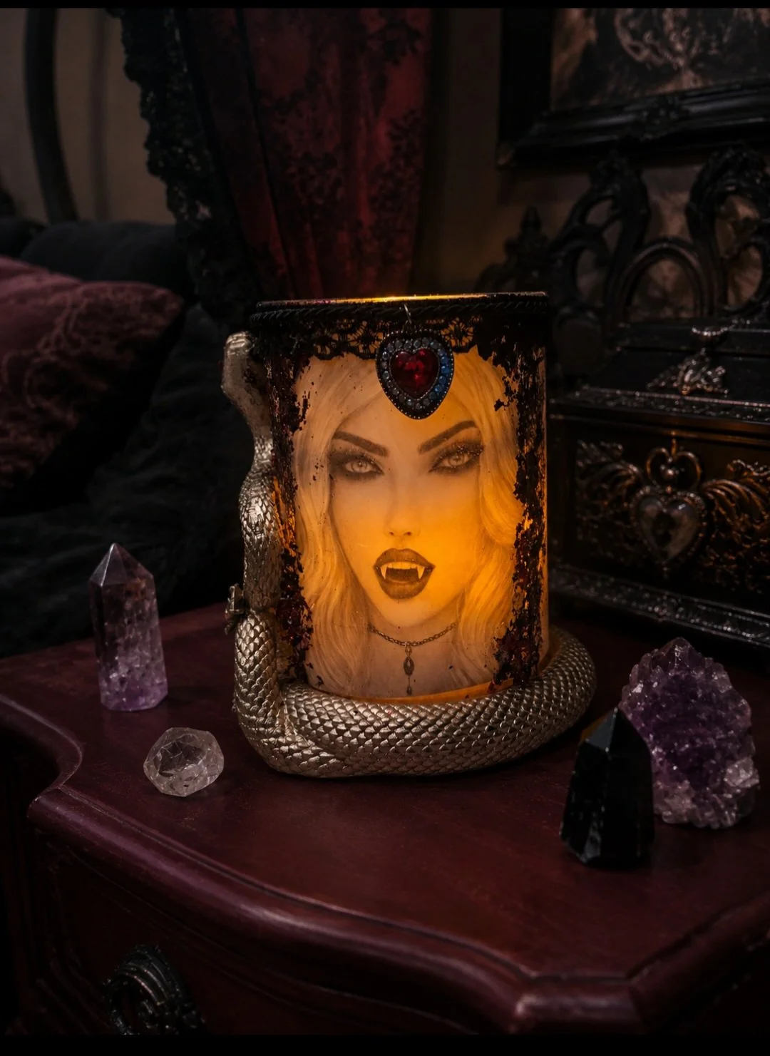 Vampire Valkyrie Gothic Candle Holder🖤🕯️