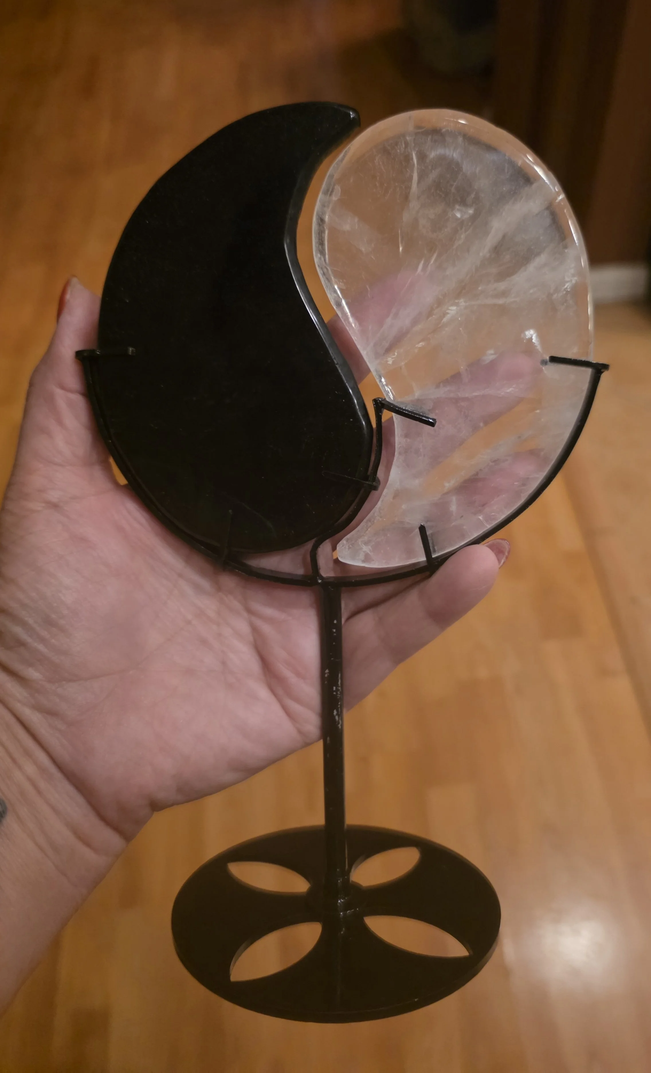 ying yang hand.jpg