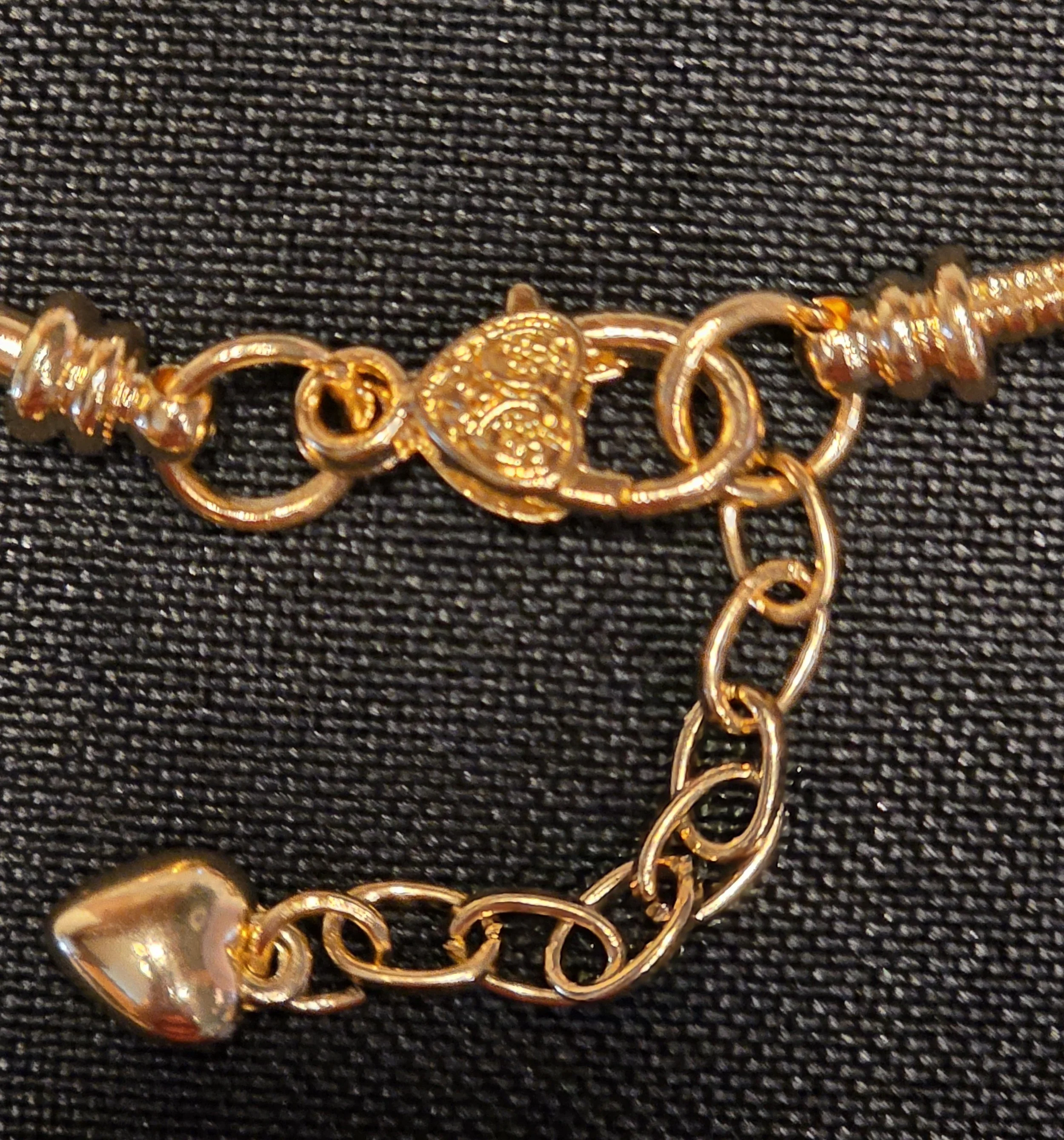 Close up gold clasp.jpg