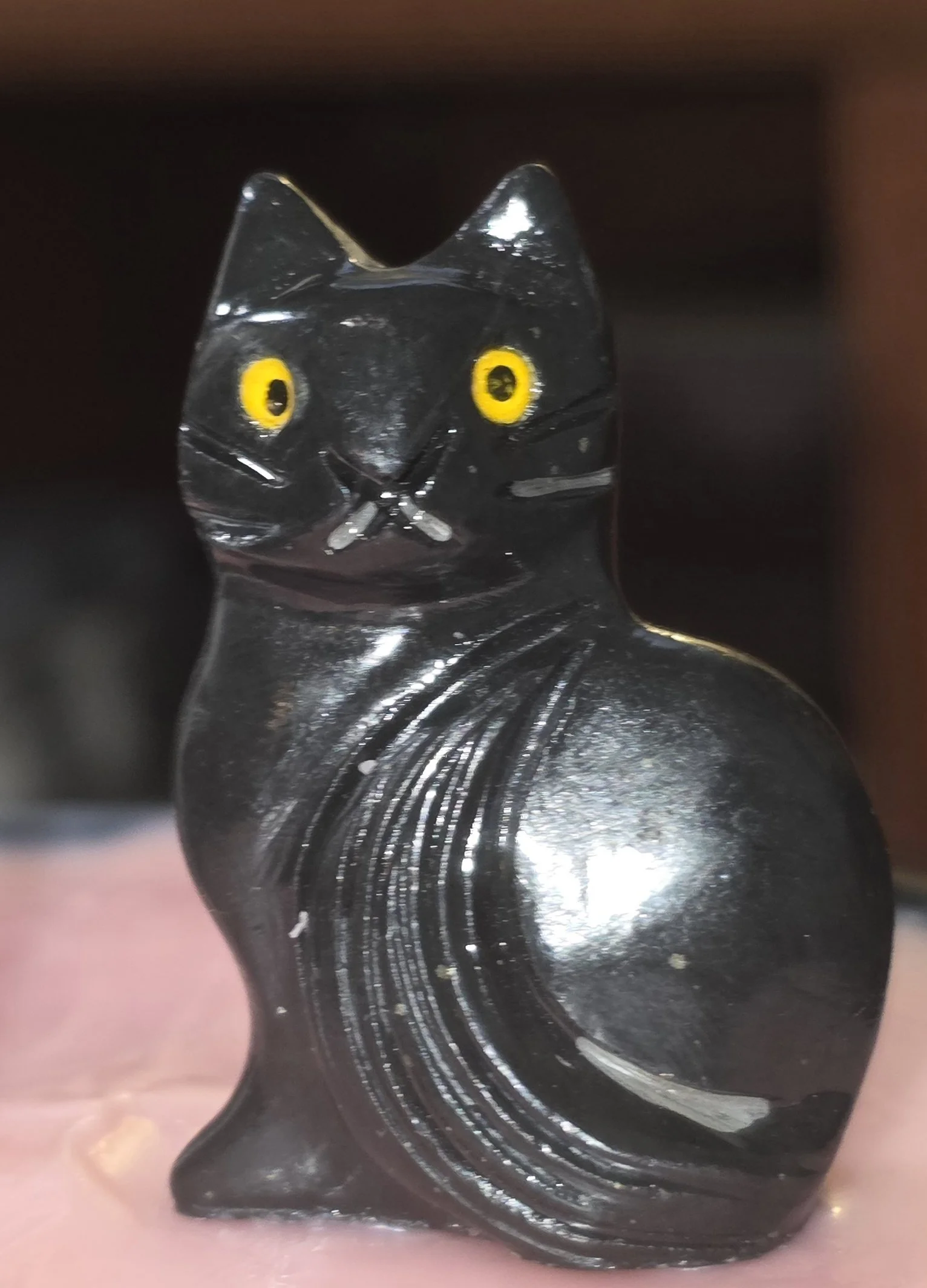 cat statue.jpg