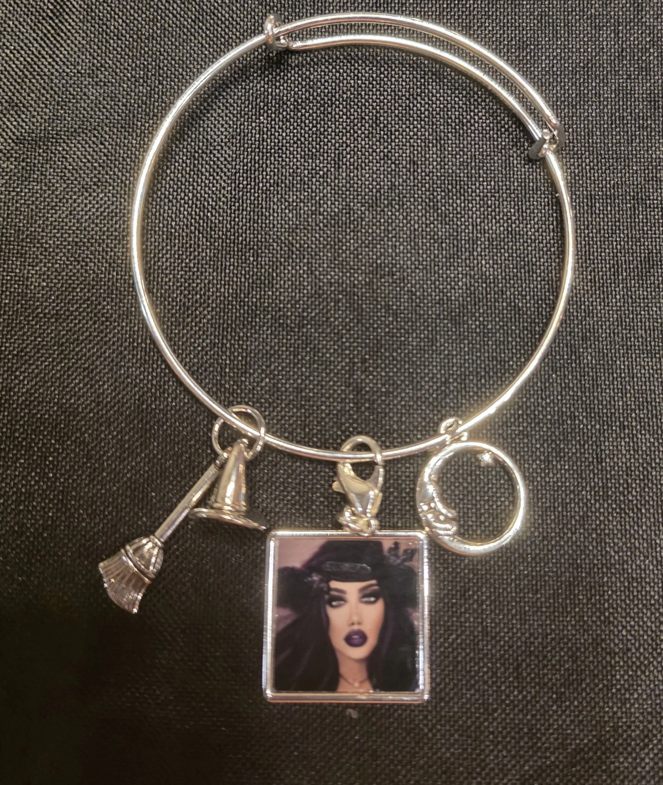 Neoma bracelet.jpg