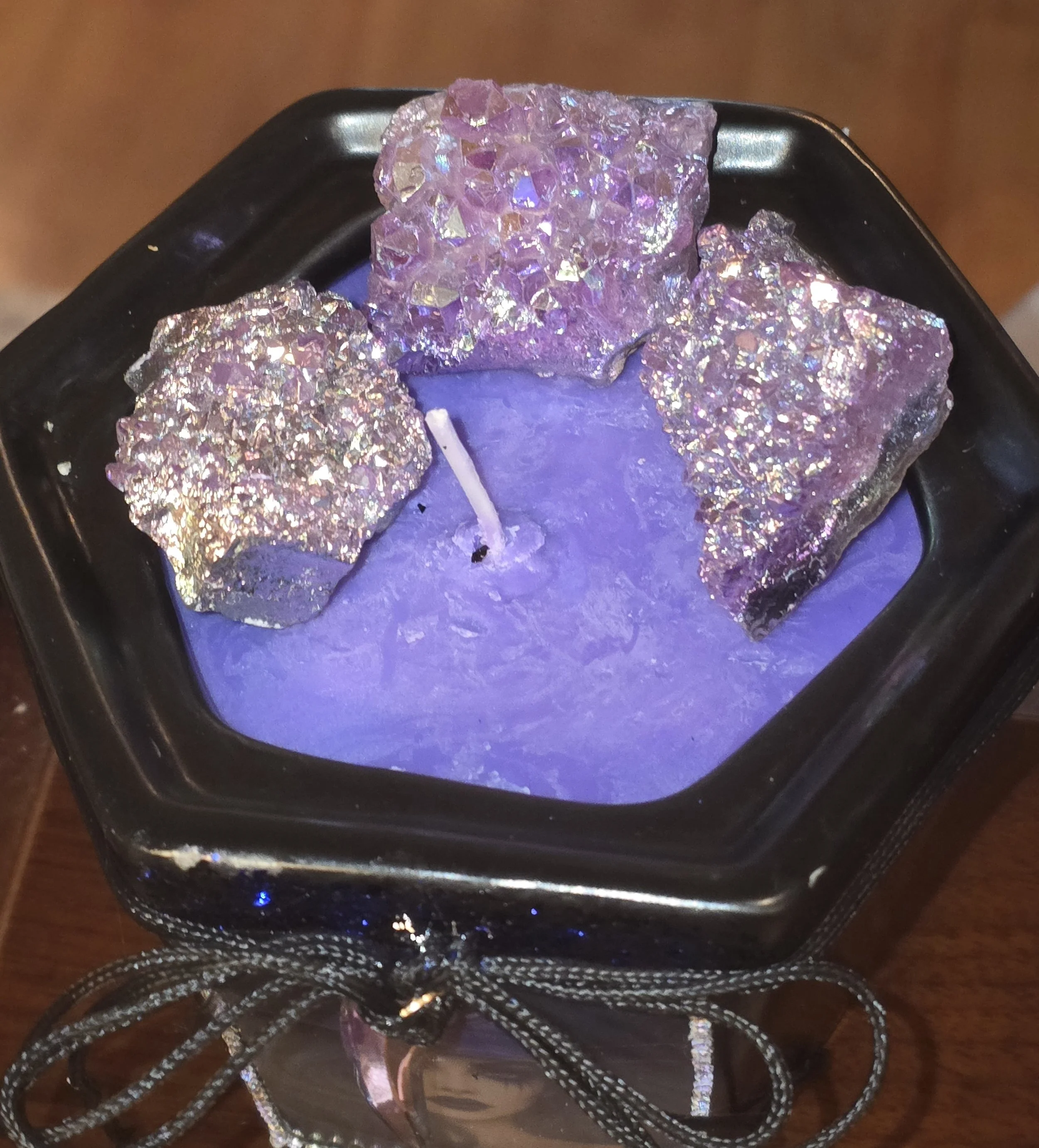 top of neve candle (2).jpg