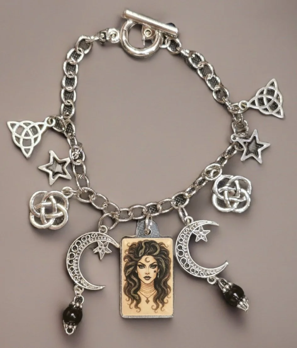 lilith silver toggle.jpg
