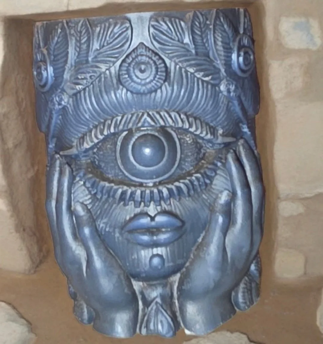 eye in the middle candle.jpg