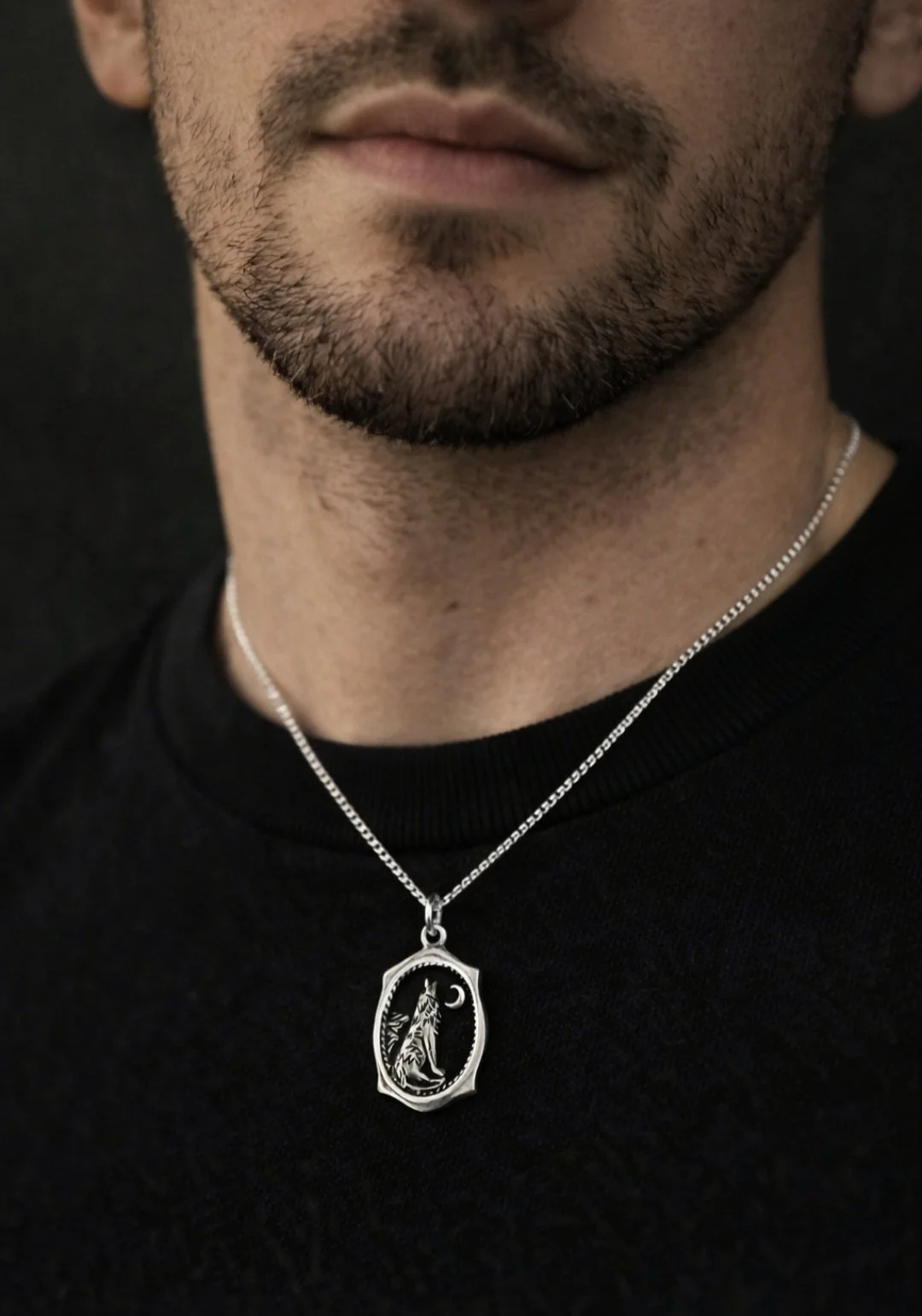 wolf howling on guy neck.jpg