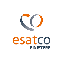 Logo de la société Esatco Finistère avec un symbole abstrait en gris et orange