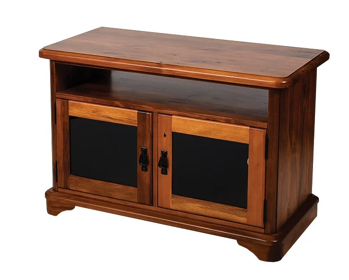 Woodpecker Furniture Rutherford 2 door entertainment unit