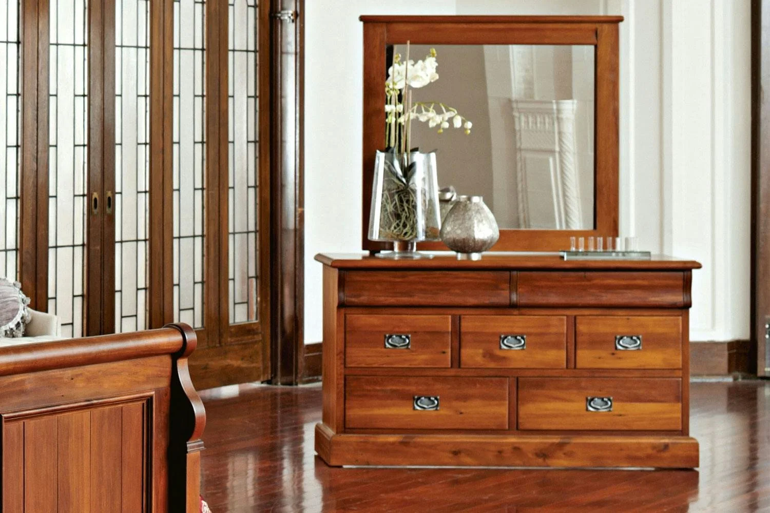 Woodpecker Furniture Clevedon - Dresser
