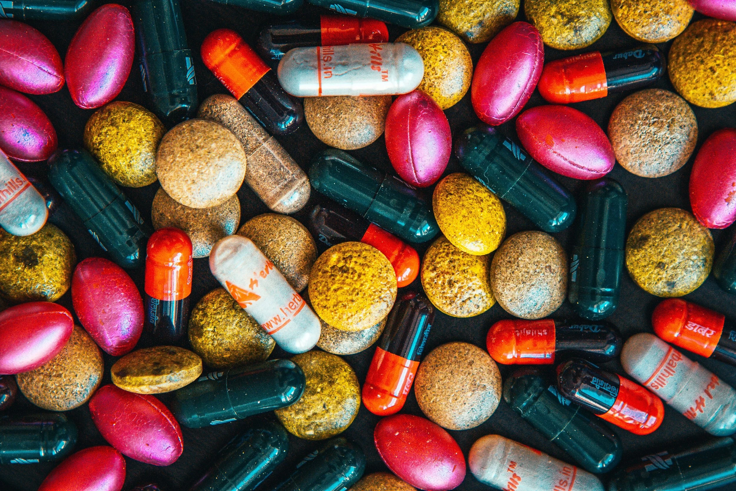 Probiotics and SIBO: When They Help and When They Don’t