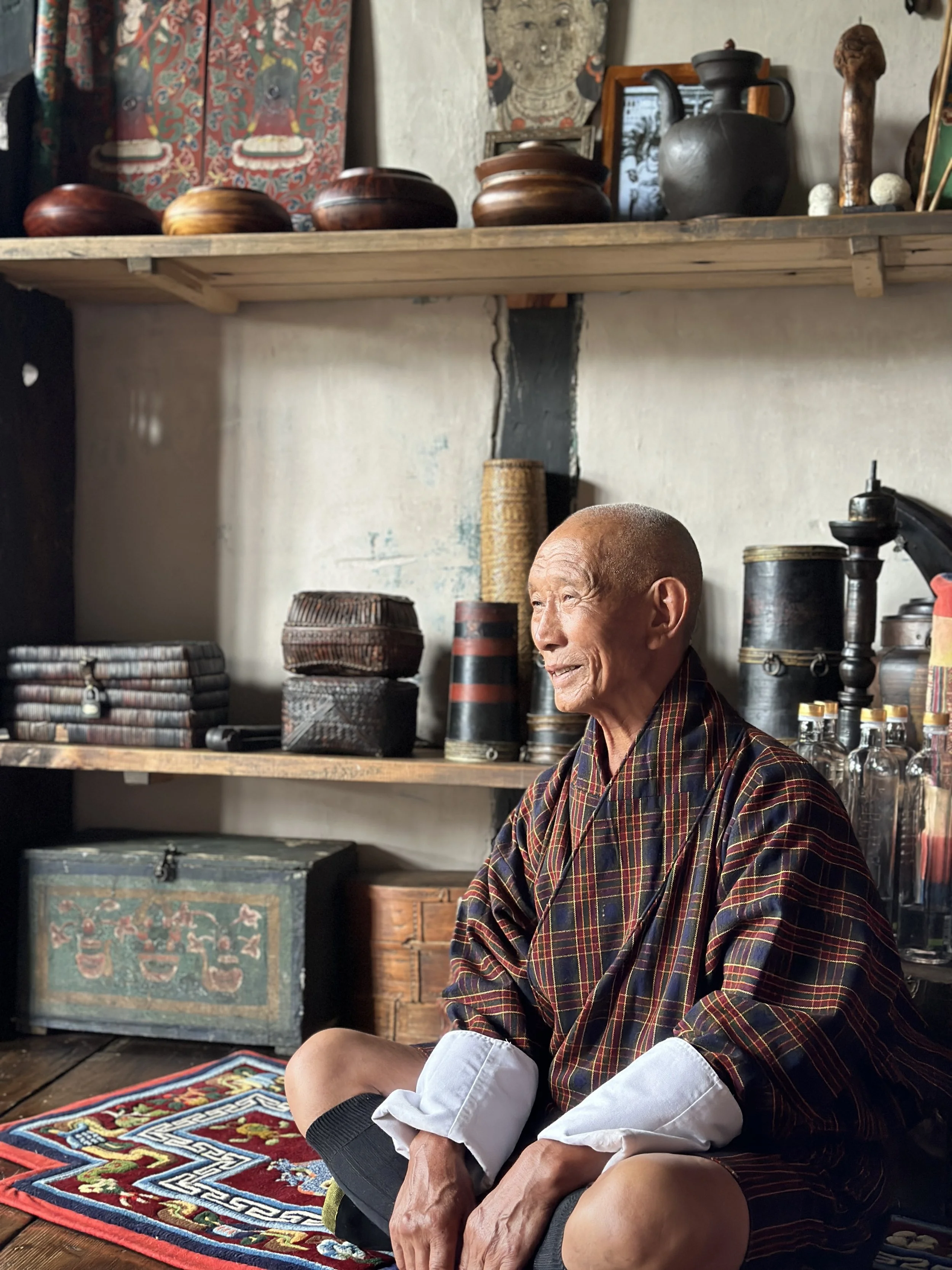 Bhutanese Family Portrait | Matt and Wahyu Travel.jpeg