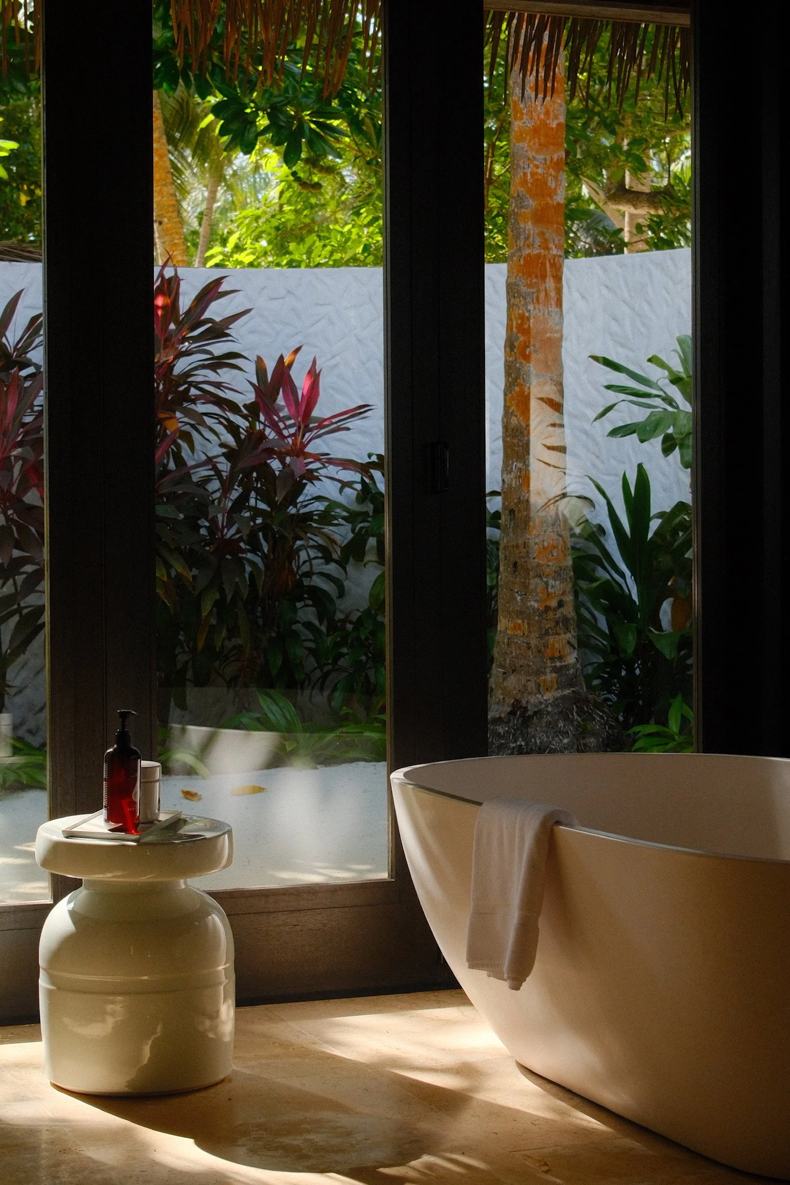 COMO Maalifushi Bathroom Interior | Maldives