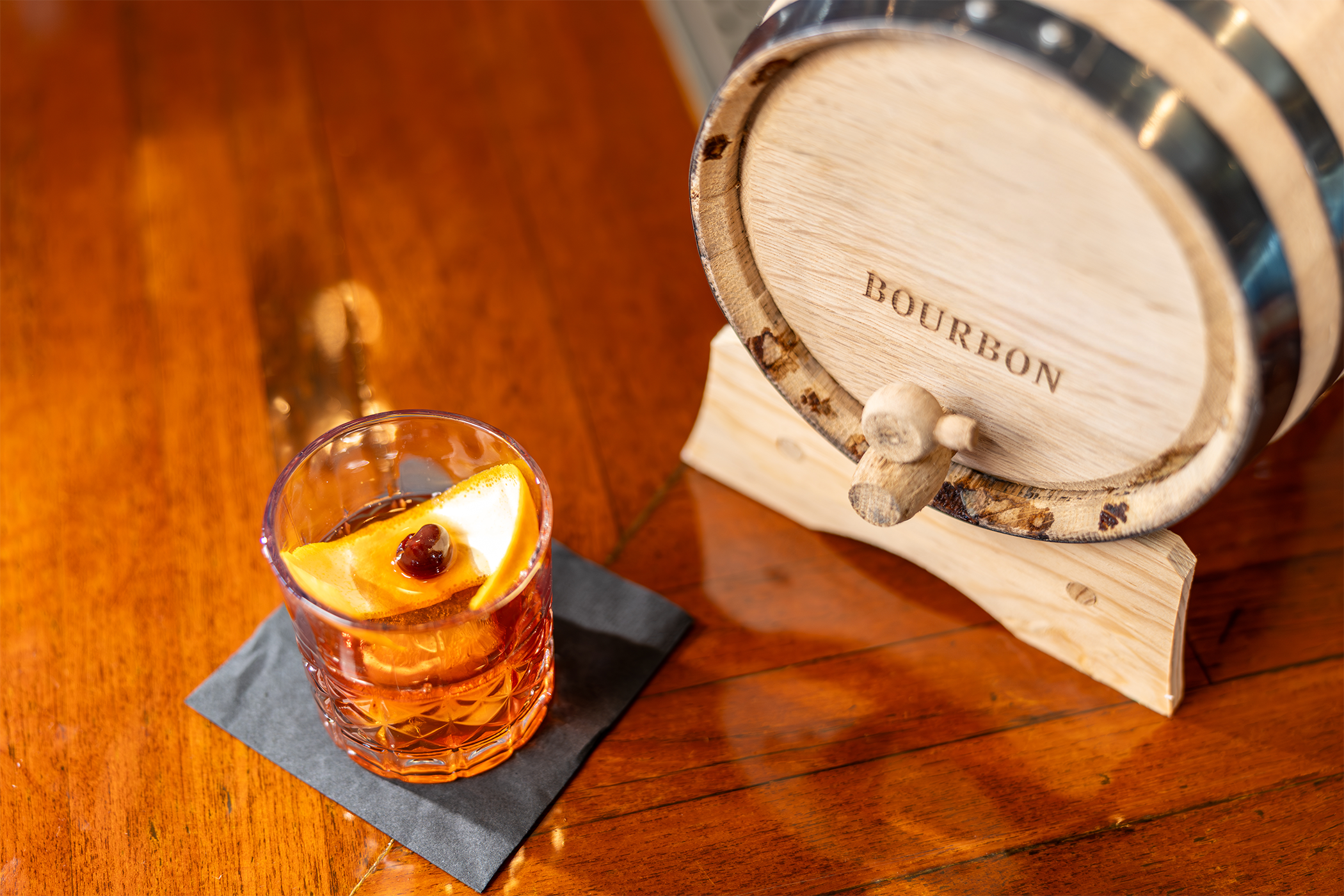 LighthouseBarGrillBarrelAgedLighthouseBlendOldFashioned.png