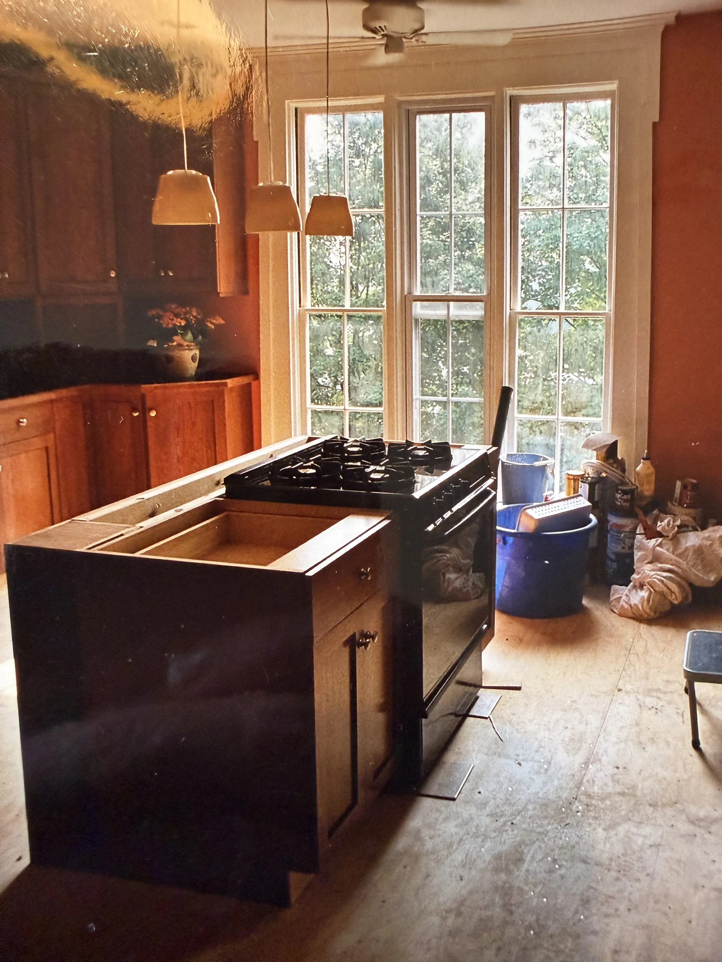 Deb’s first kitchen, circa 2000.