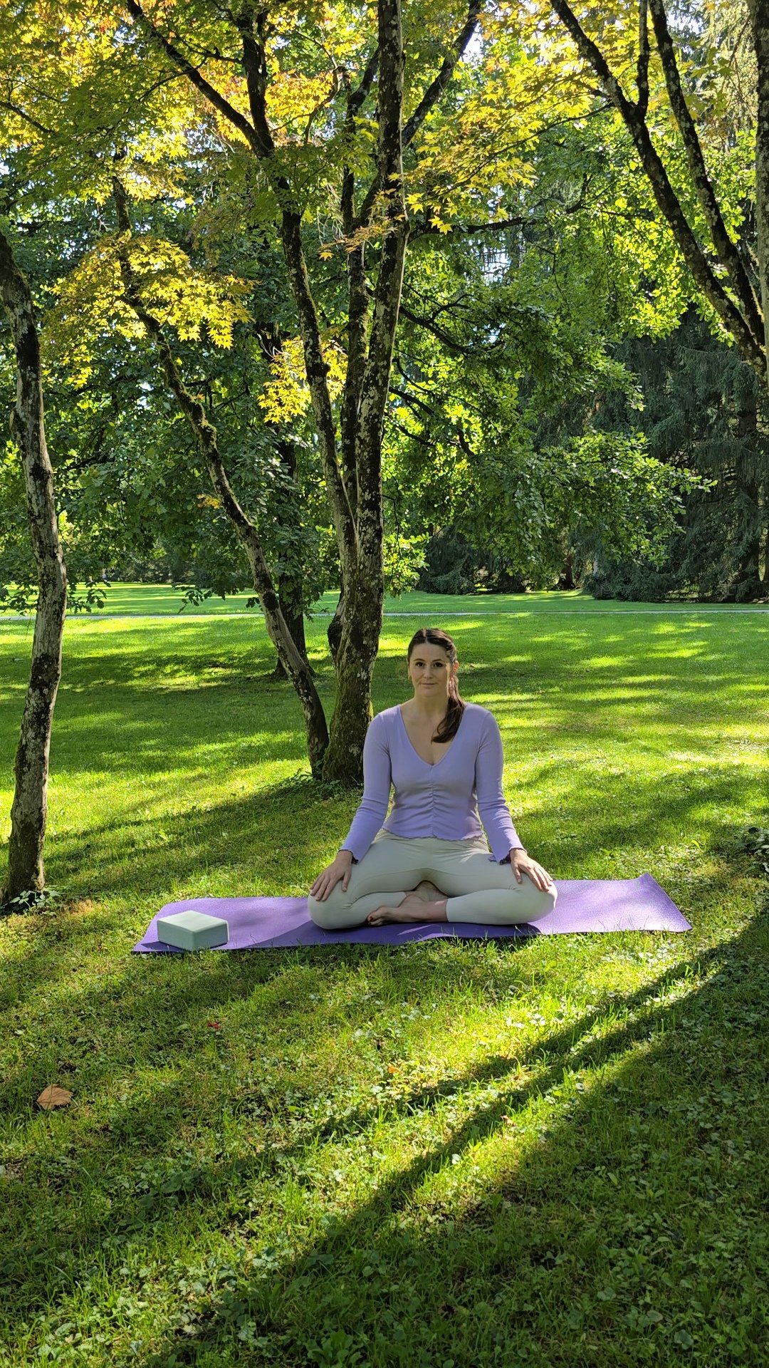 Lisa Schmirl Hellbrunn Breathwork & Yoga session