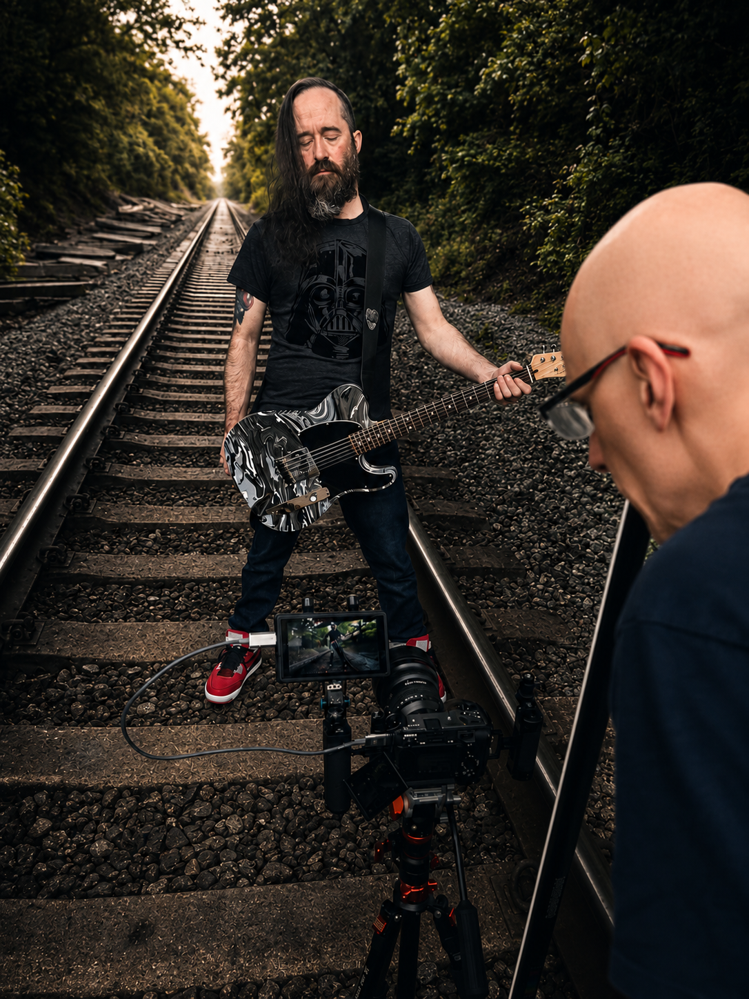 Jeremy Valk filming a music video