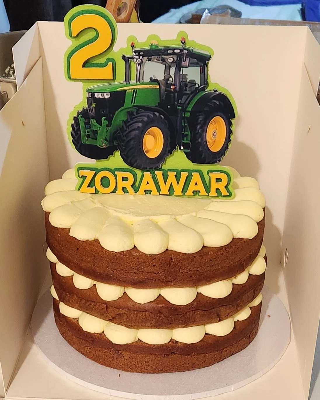 Low Sugar Strawberry Cake, Tractor Theme