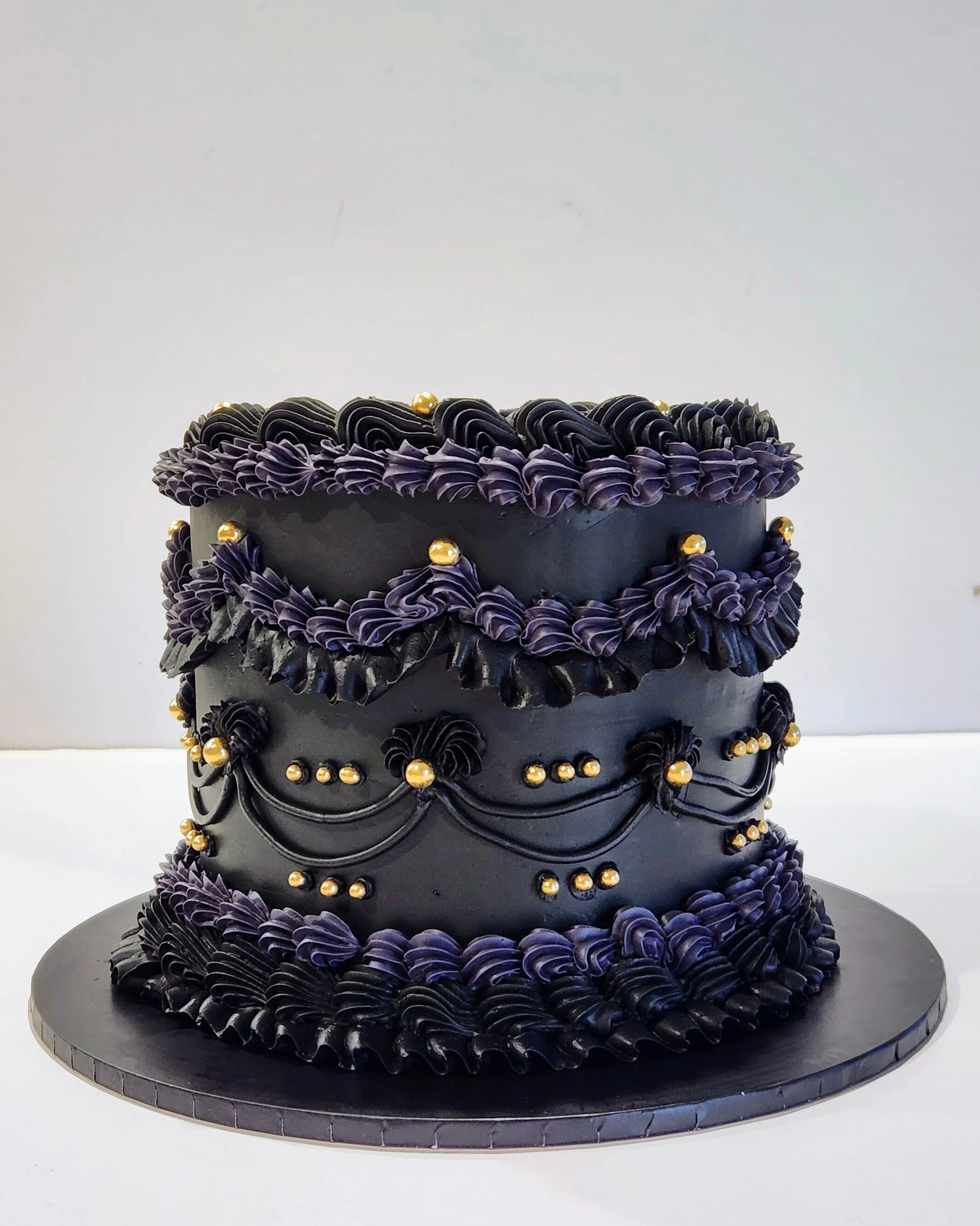 Vantage/Lambeth Styled Cake, Black and Dark Purple with Gold Sprinkle details, Witchy Cake, Gothic Cake.