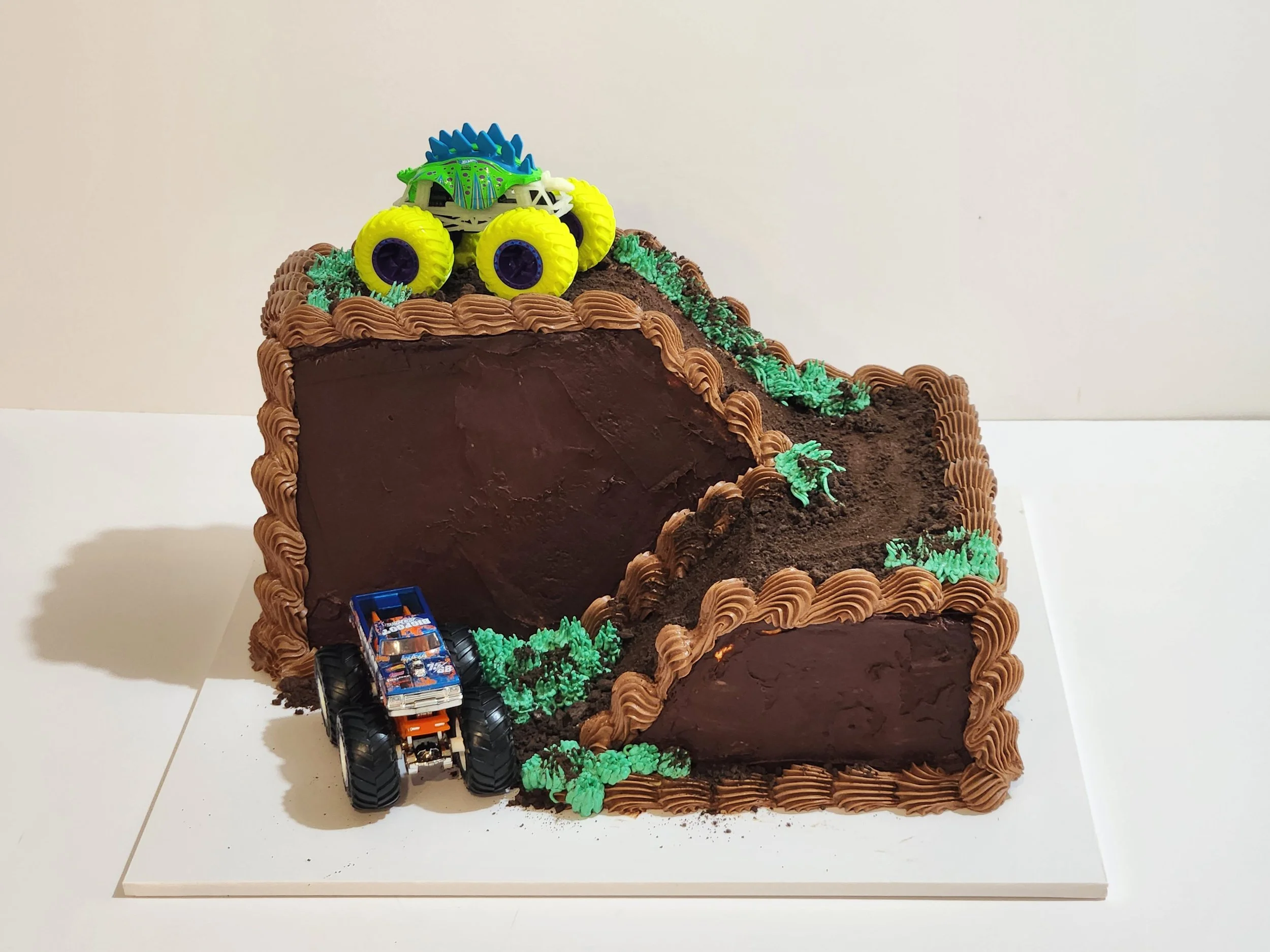 Monster Truck Cake, Hill Climb