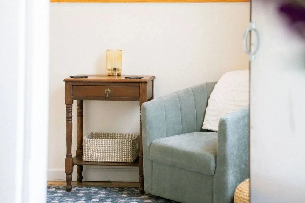 How Finding a Therapist Feels Weirdly Like Dating 