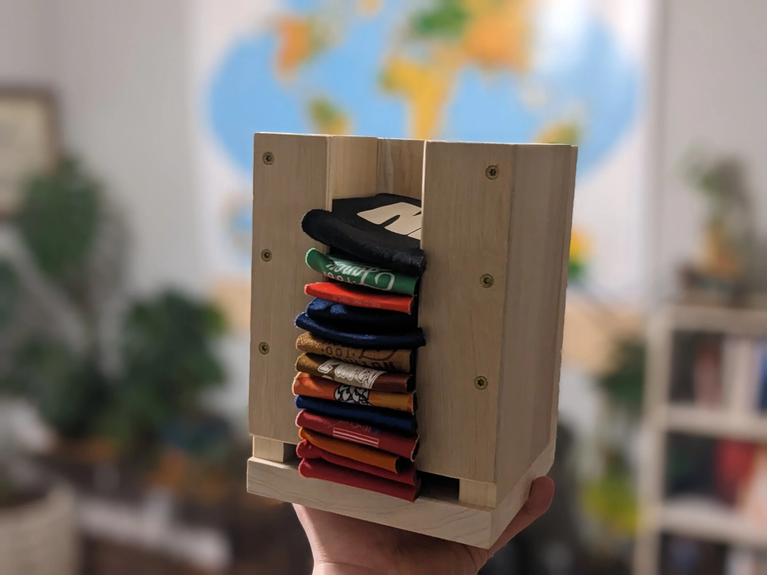 The Mini Sleeve Stack

Wooden Can Cooler Dispenser | Beer Sleeve Holder | Garage Beer Organizer | Can Koozie Holder

Mini size holds 15-20 can sleeves.